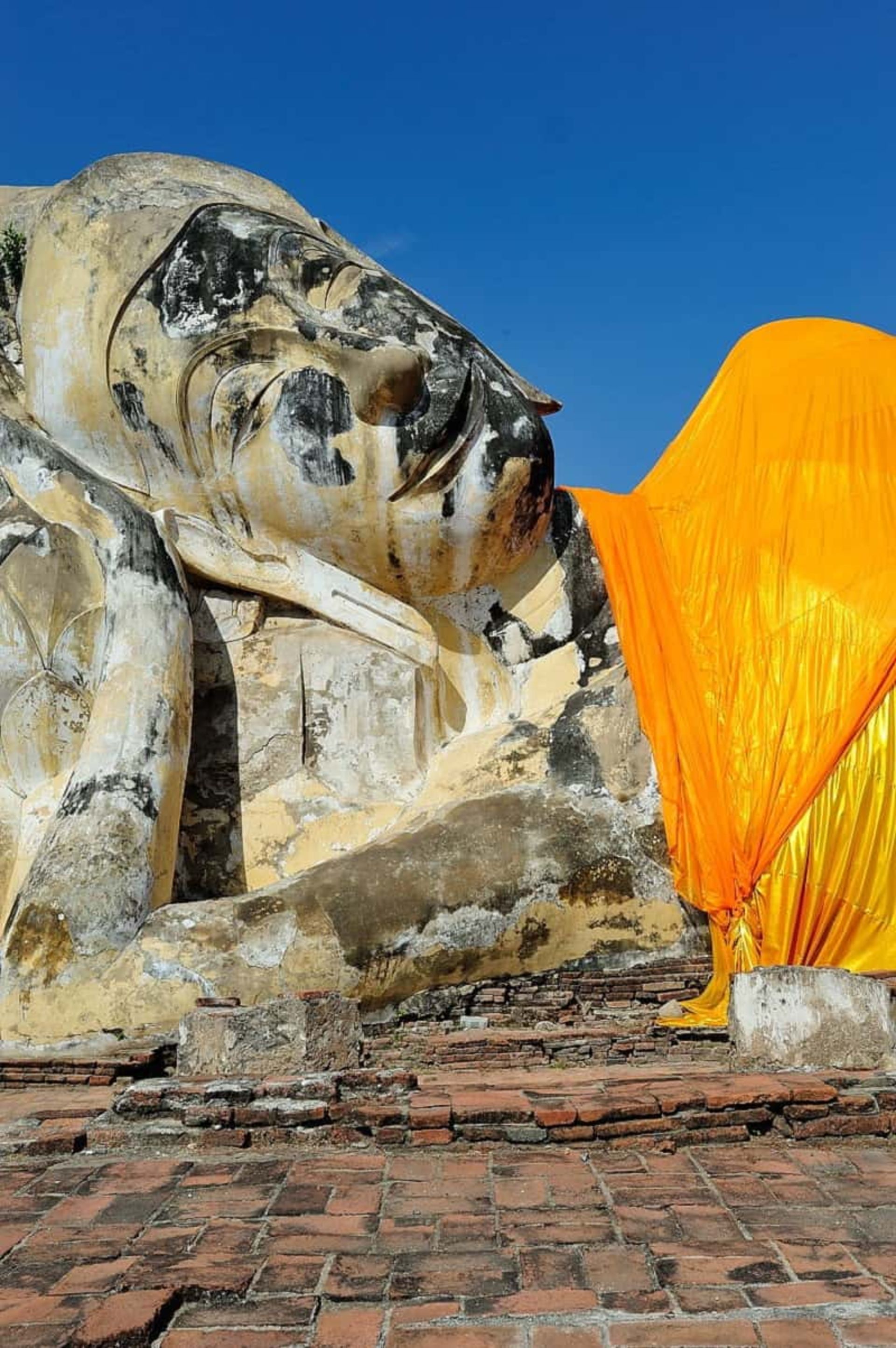 بودای وات لوکایاسوتارام، مبنع: bkktours.com