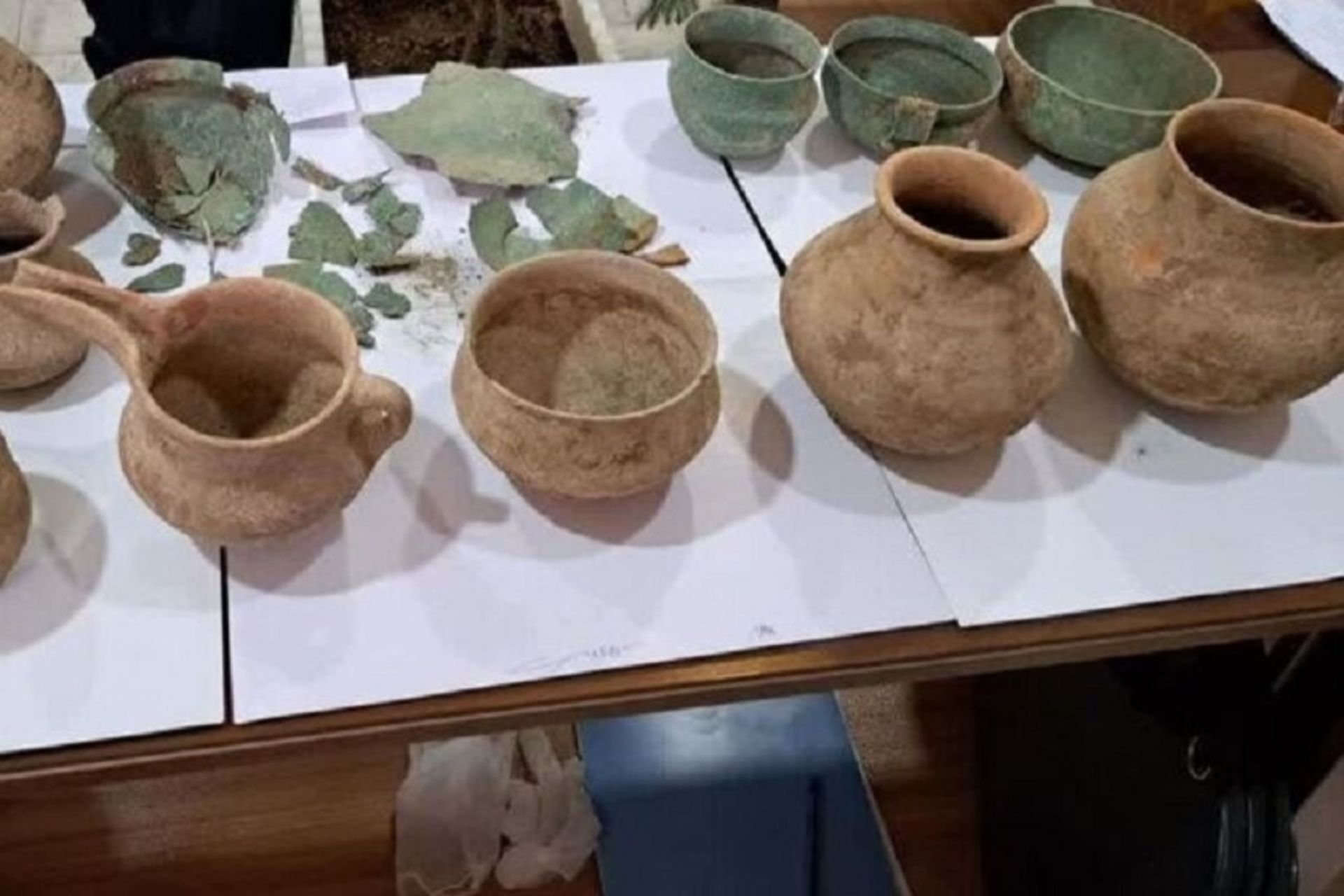 کشف اشیای باستانی در همدان