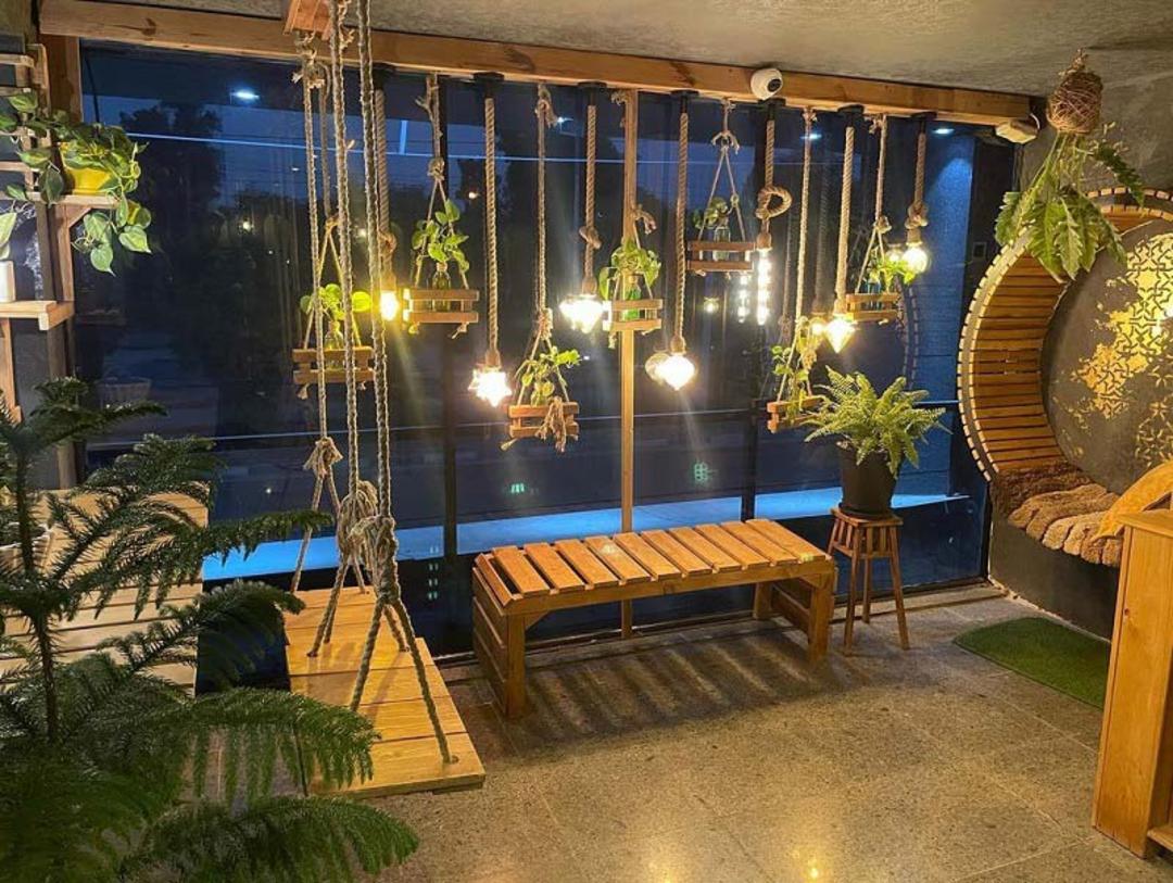 کافه رکو اهواز؛ منبع عکس: اینستاگرام cafe.reco؛ عکاس: نامشخص