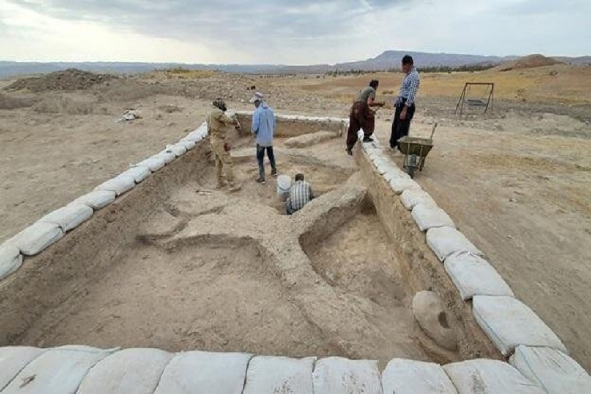 محوطه تاریخی شهرستان ایلام