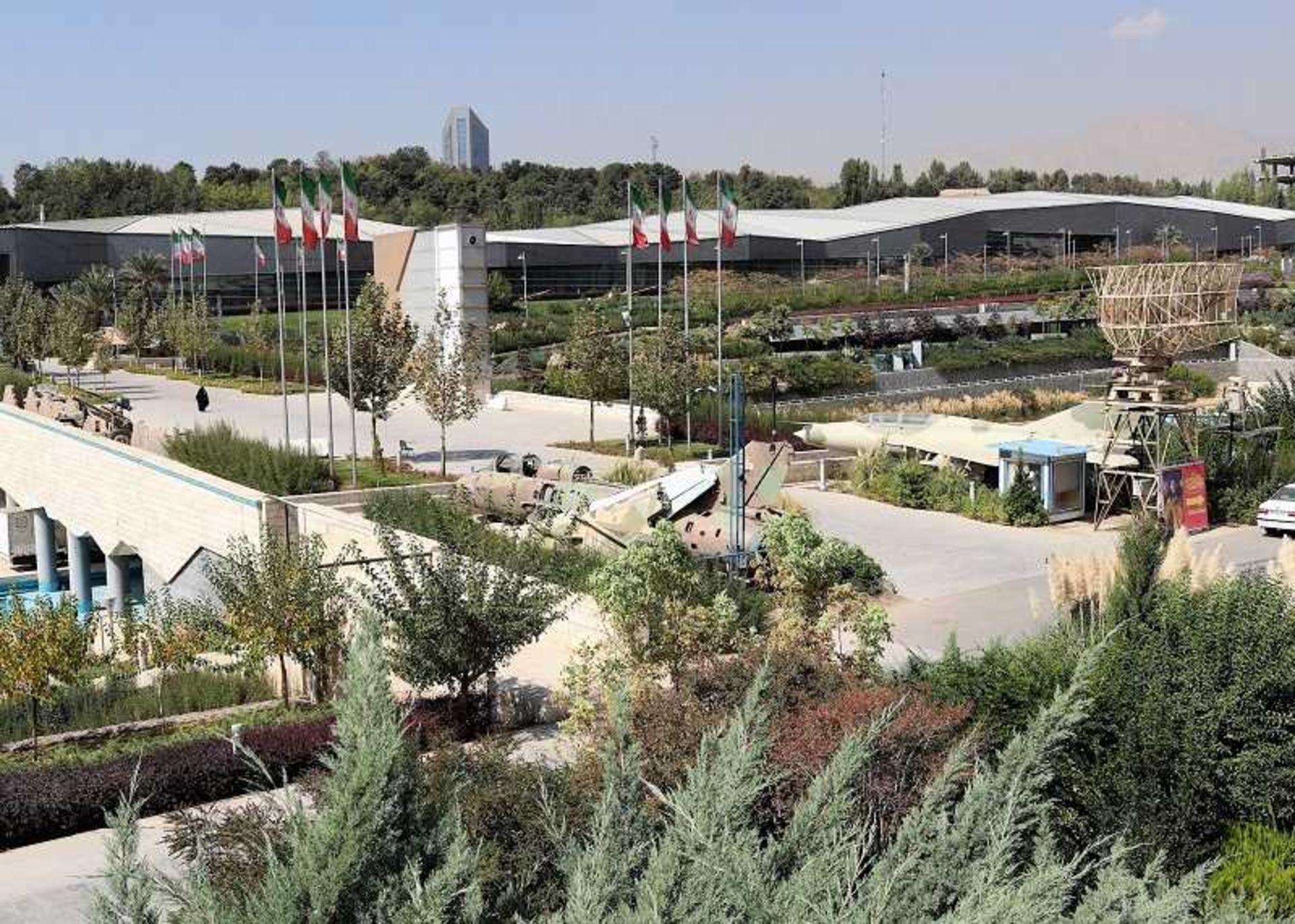 موزه دفاع مقدس تهران؛ منبع عکس: گوگل مپ؛ عکاس: علیرضا خداوردیان