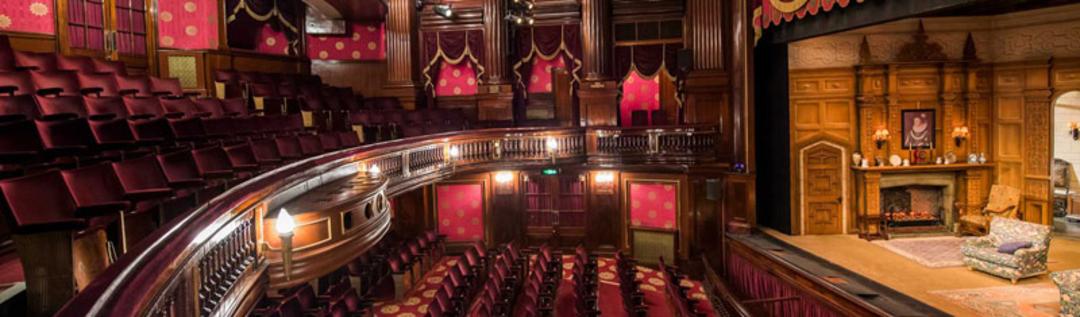 تئاتر سنت مارتین؛ منبع عکس: The Mousetrap، عکاس: Tristram Kenton