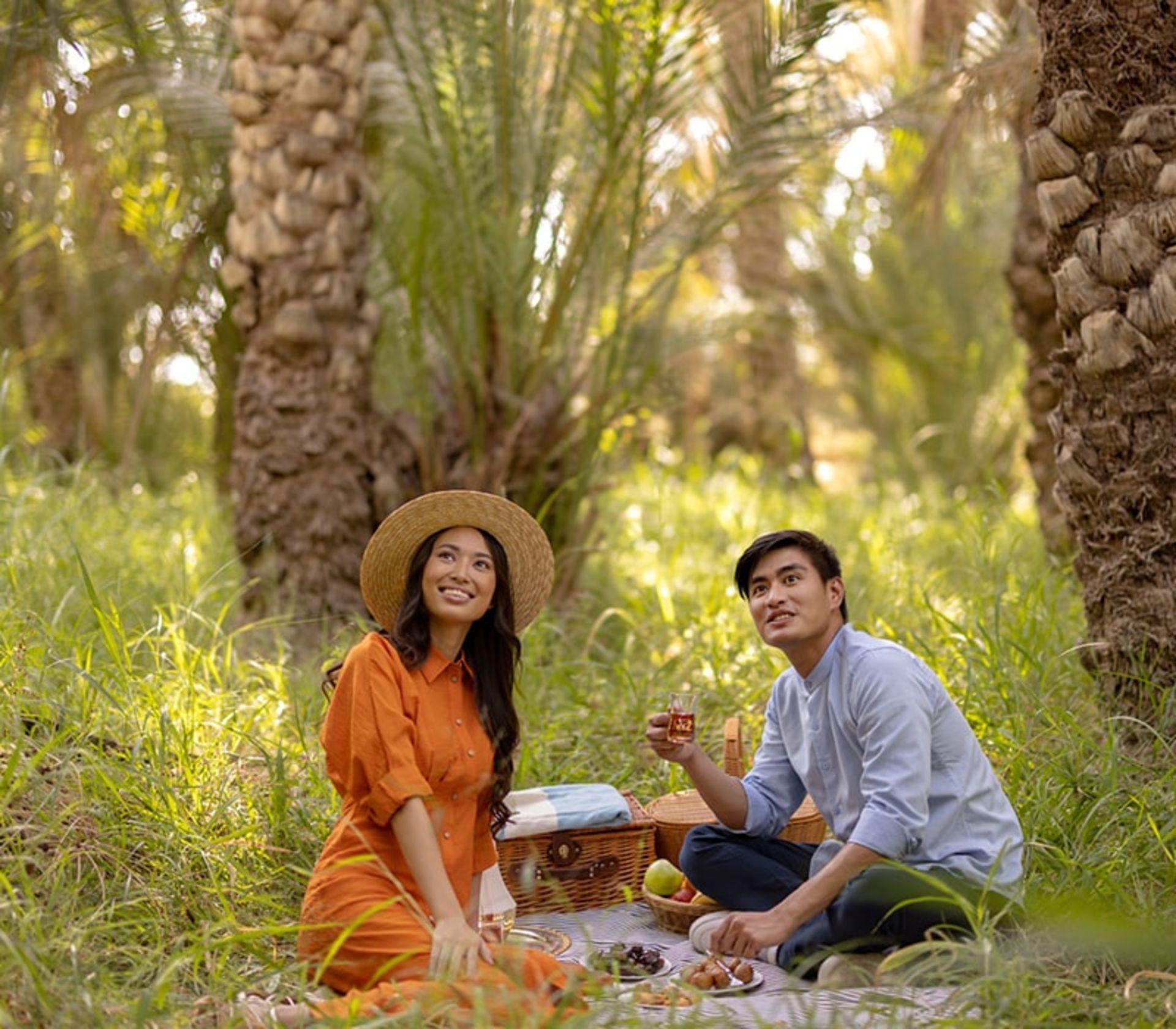 پیک‌نیک در واحه العین ابوظبی، منبع عکس: اینستاگرام visitabudhabi، عکاس: ناشناس