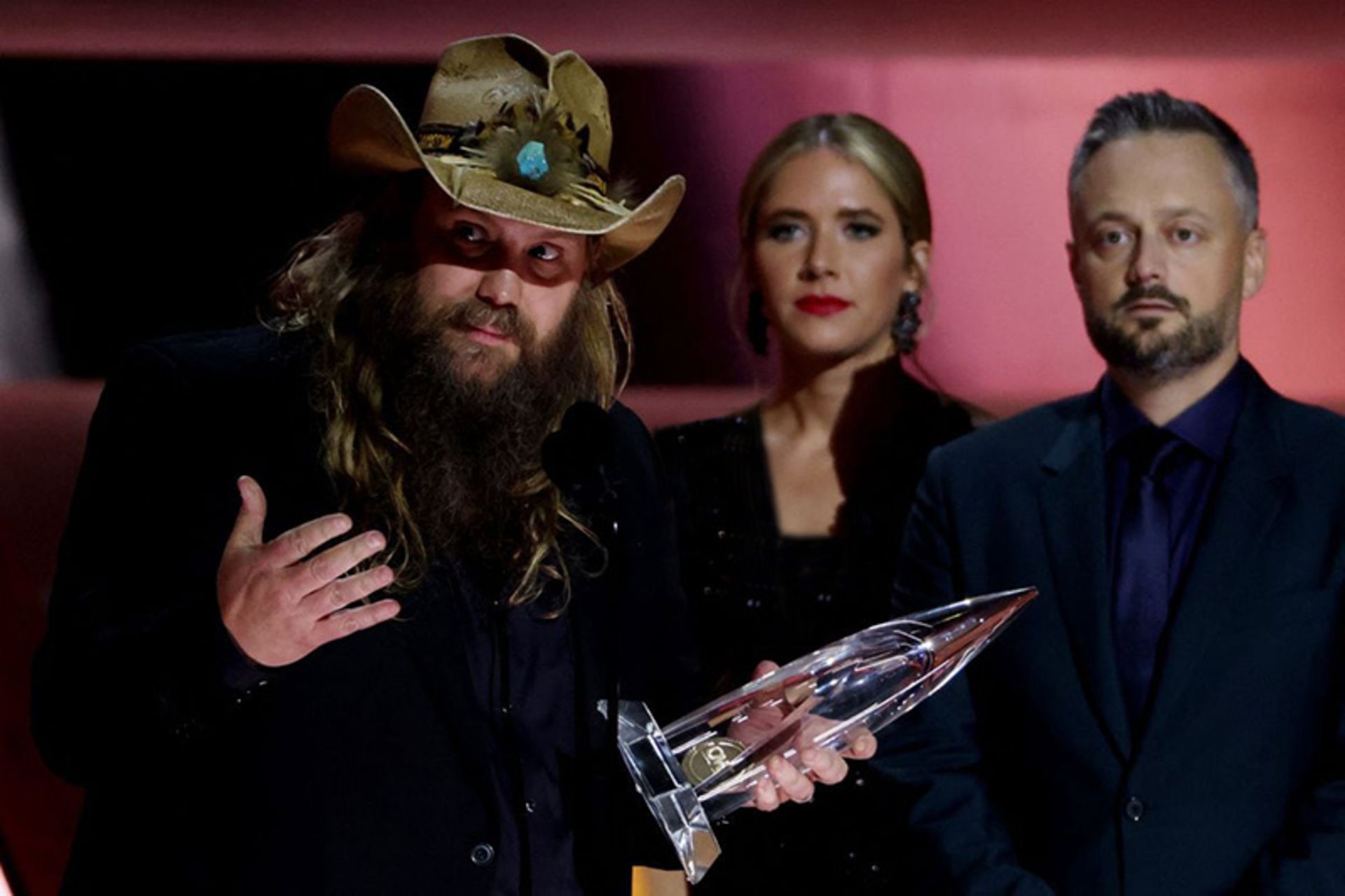 جایزه مرد وکالیست سال برای Chris Stapleton در جوایز انجمن موسیقی کانتری (CMA)