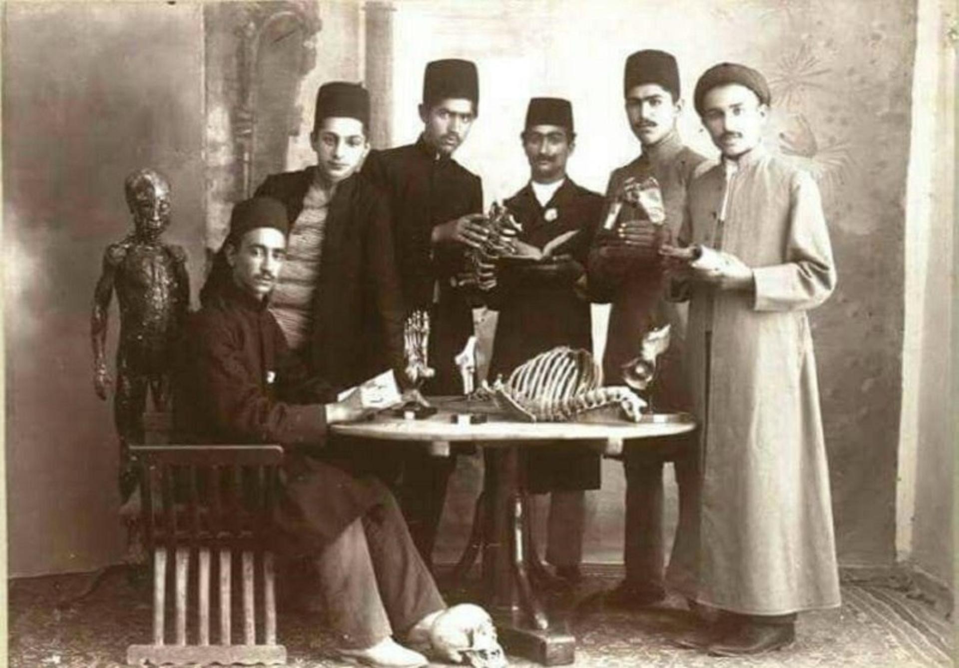 تاسیس بیمارستان در دارالفنون؛ منبع عکس: Mapmuseum.tehran.ir؛ عکاس: نامشخص