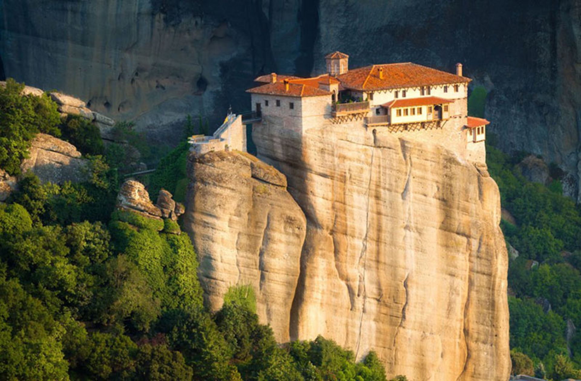 صومعه روسانو (Roussanou) در یونان