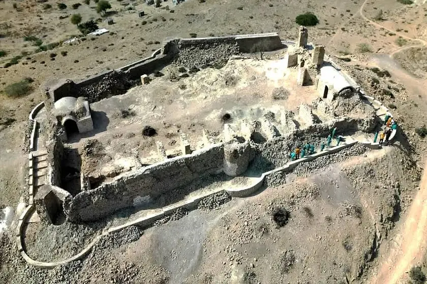 قلعه تیس