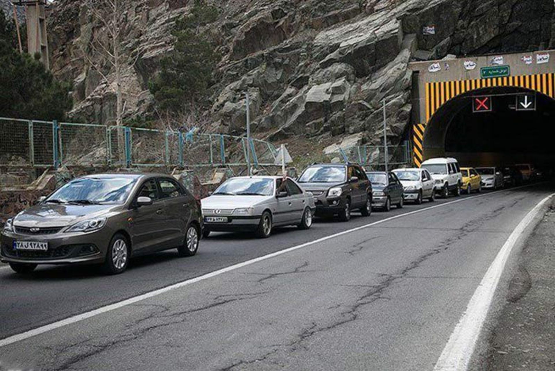 ترافیک فعلی روبروی تونل کندوان 