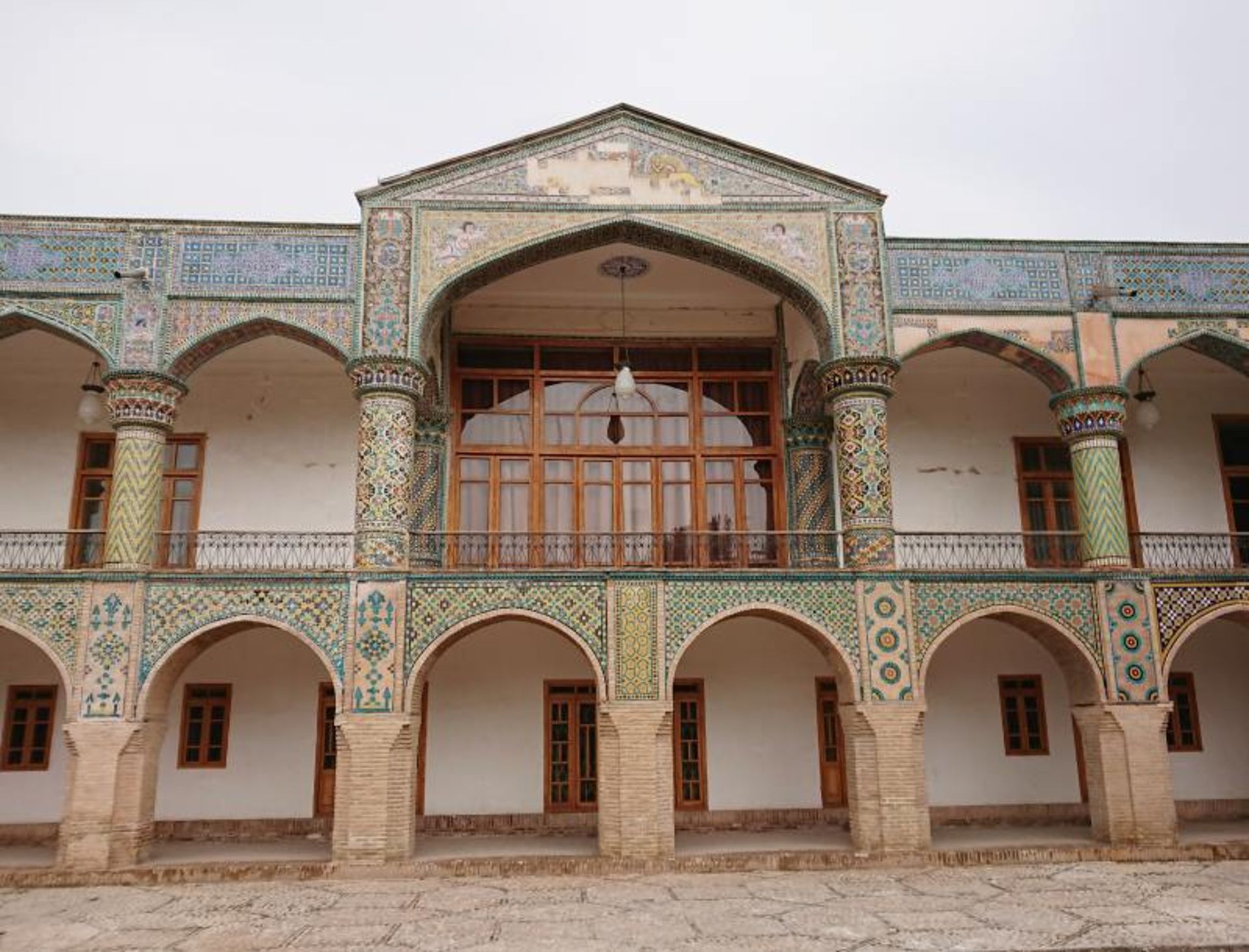عمارت سردار مفخم بجنورد؛ منبع عکس: گوگل مپ؛ عکاس: محسن دولت آبادی