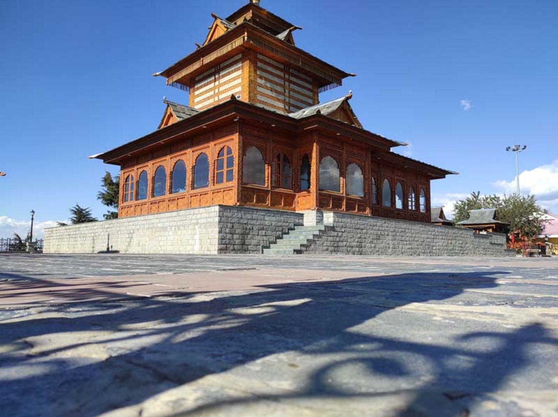 ساختمانی به سبک معبد در شهر شیملا