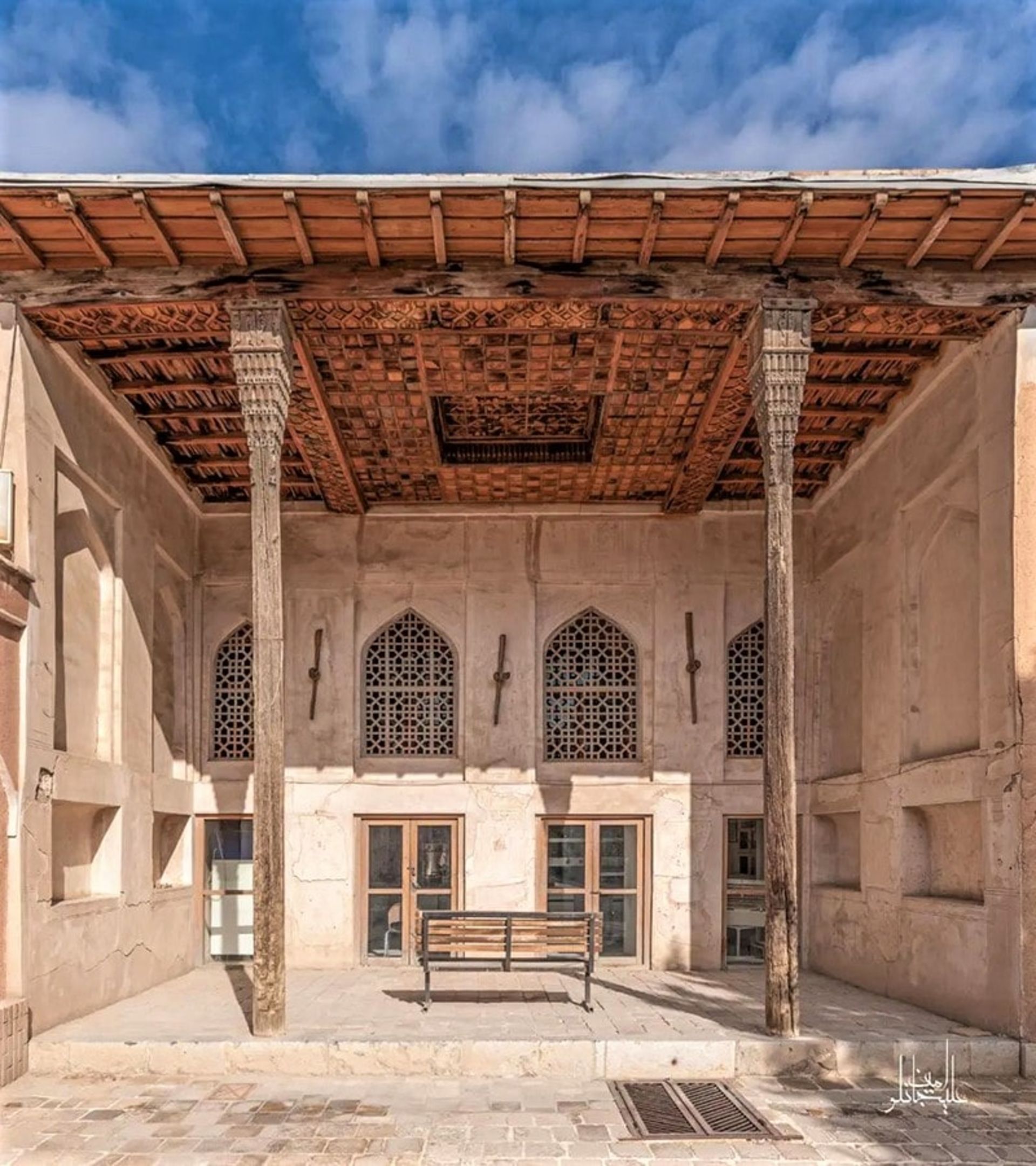 تزیینات چوبی در سقف خانه سوکیاس، منبع عکس: اینستاگرام alijanlou.amin@، عکاس: امین علیجانلو