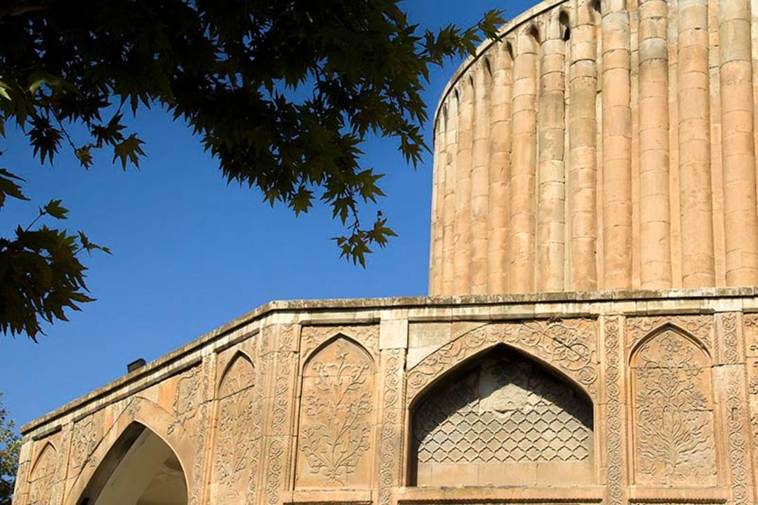 نمای بیرونی کاخ خورشید کلات نادری؛ منبع عکس: ویکی‌مدیا؛ عکاس: مصطفی معراجی