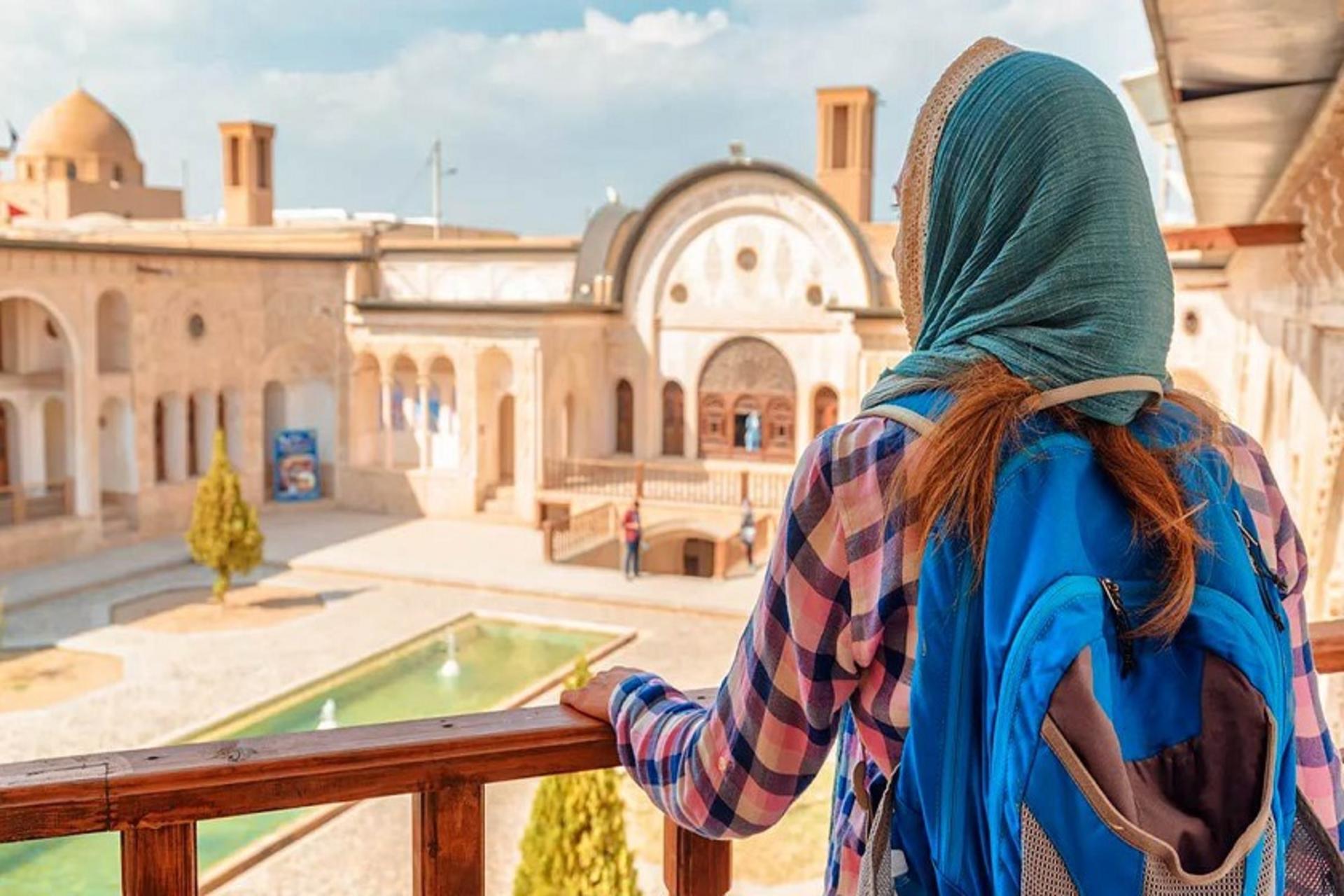 گردشگر خارجی