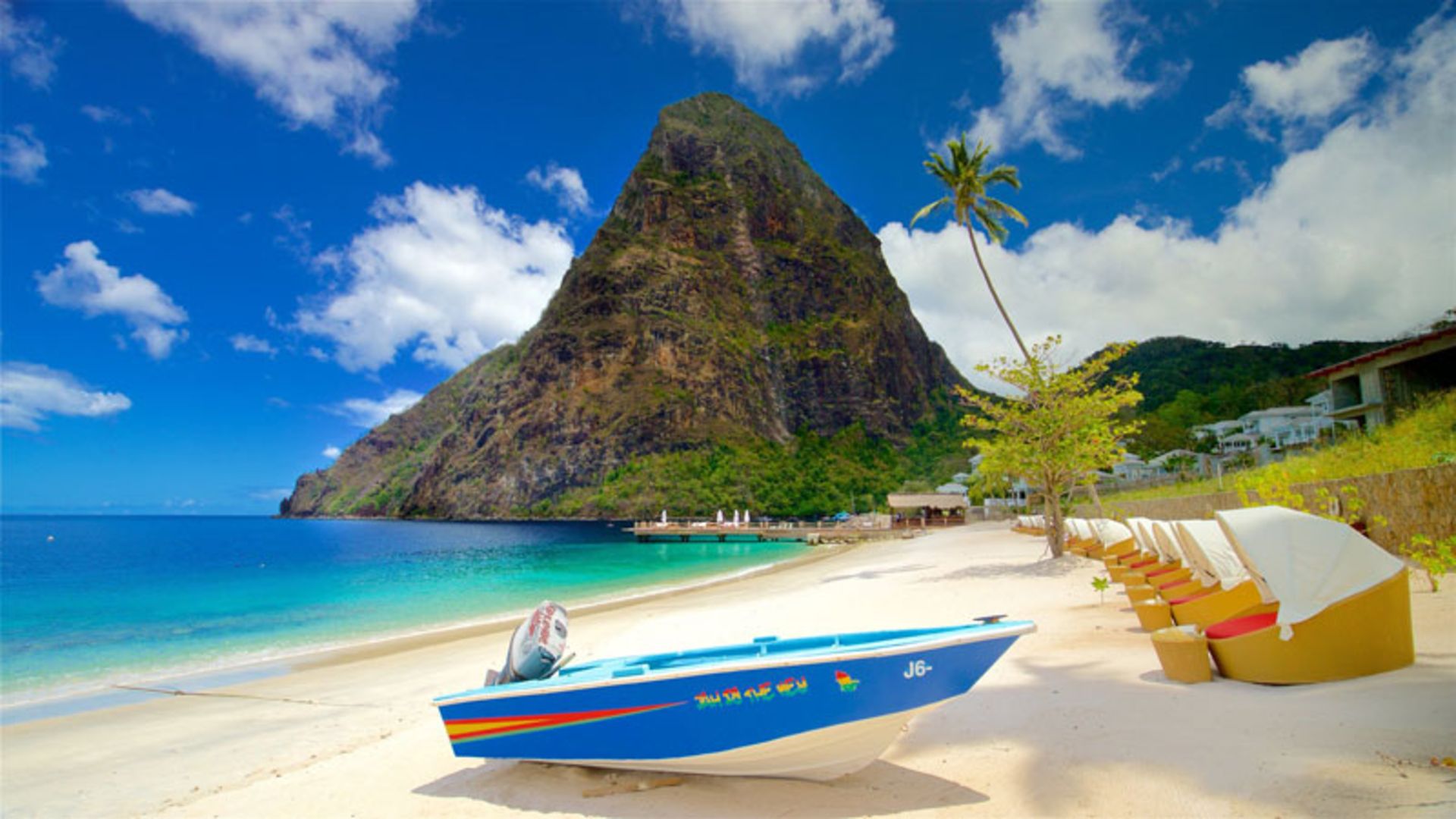 قایقی در جزیره سنت لوسیا کارائیب (St. Lucia-caribbean)