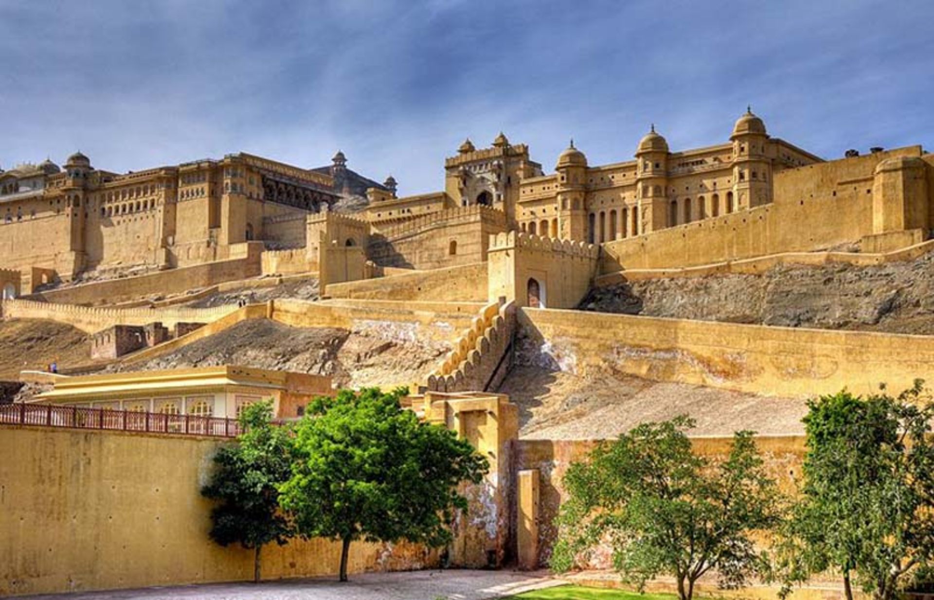 قلعه عامر (Amer Fort) در شهر جیپور هند