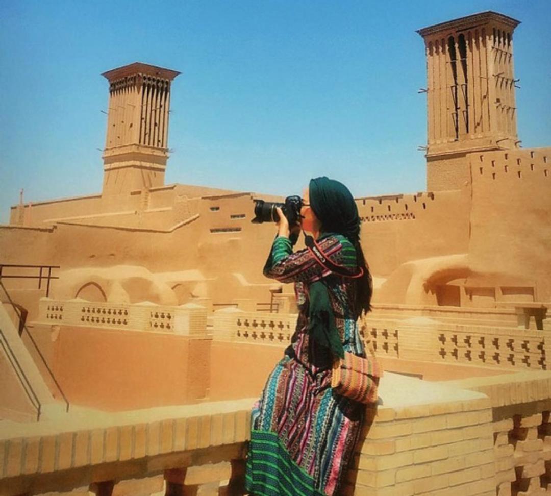 سفر مجردی خانم‌ها یزد؛ منبع عکس: Friendlyiran، عکاس: نامشخص