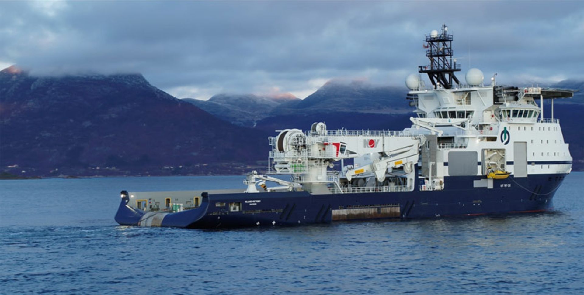 بزرگترین یدک‌کش جهان؛ منبع عکس: Island Offshore، عکاس: نامشخص