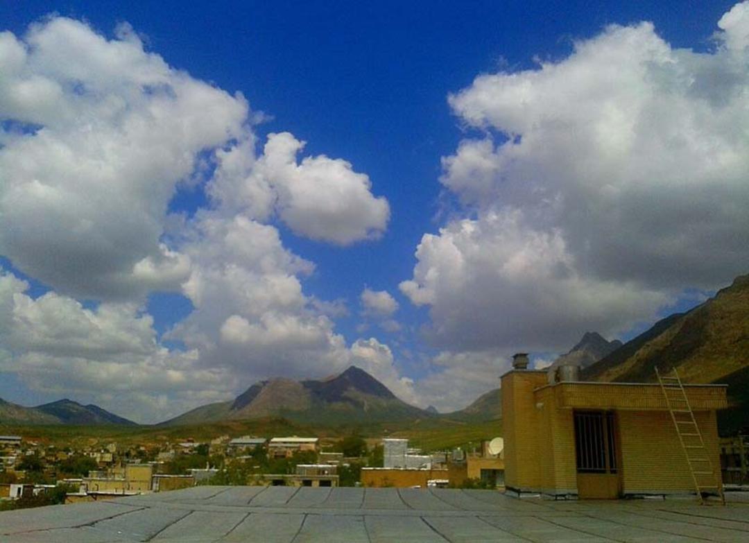 منظره آسمان نیمه ابری فریدون‌شهر