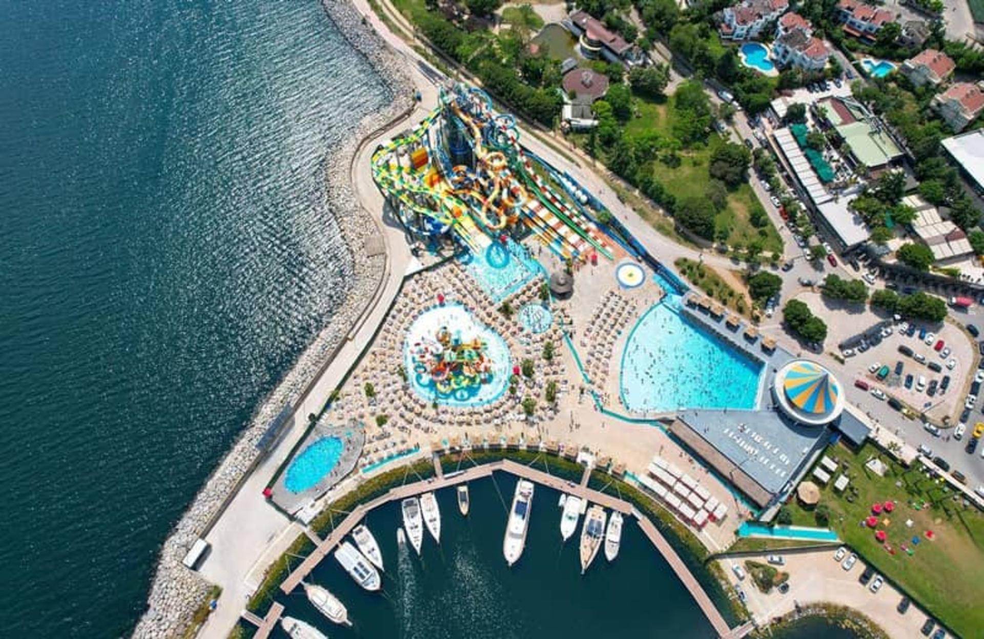 عکس هوایی پارک آبی مارینا؛ منبع عکس: marinaaquapark، عکاس: نامشخص