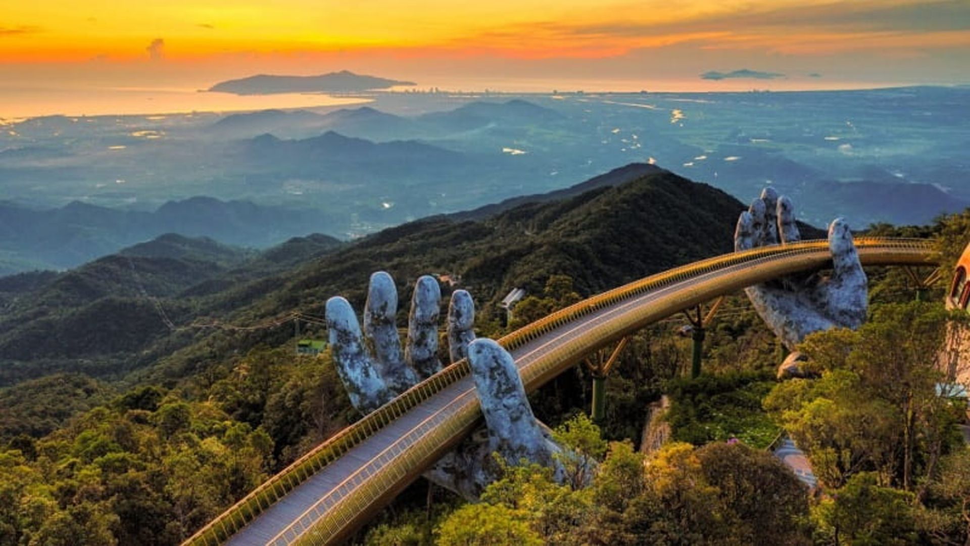 پل طلایی ویتنام، منبع: asialegend.travel