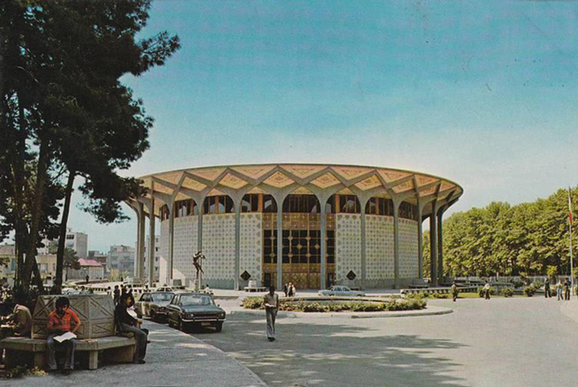 تئاترشهر