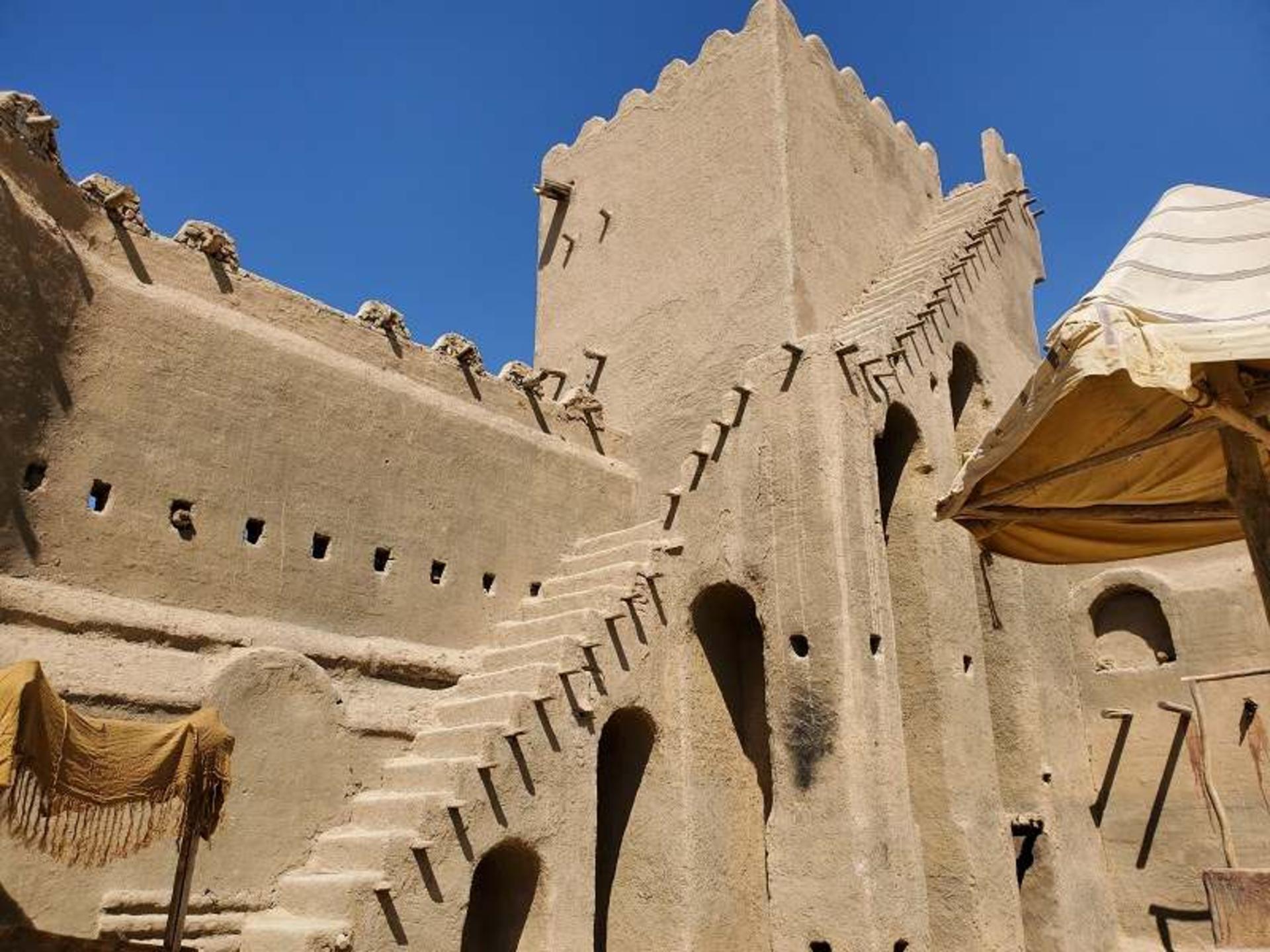 بناهای شهرک سینمایی غزالی؛ منبع عکس: گوگل مپ؛ عکاس: نیما عزیزی