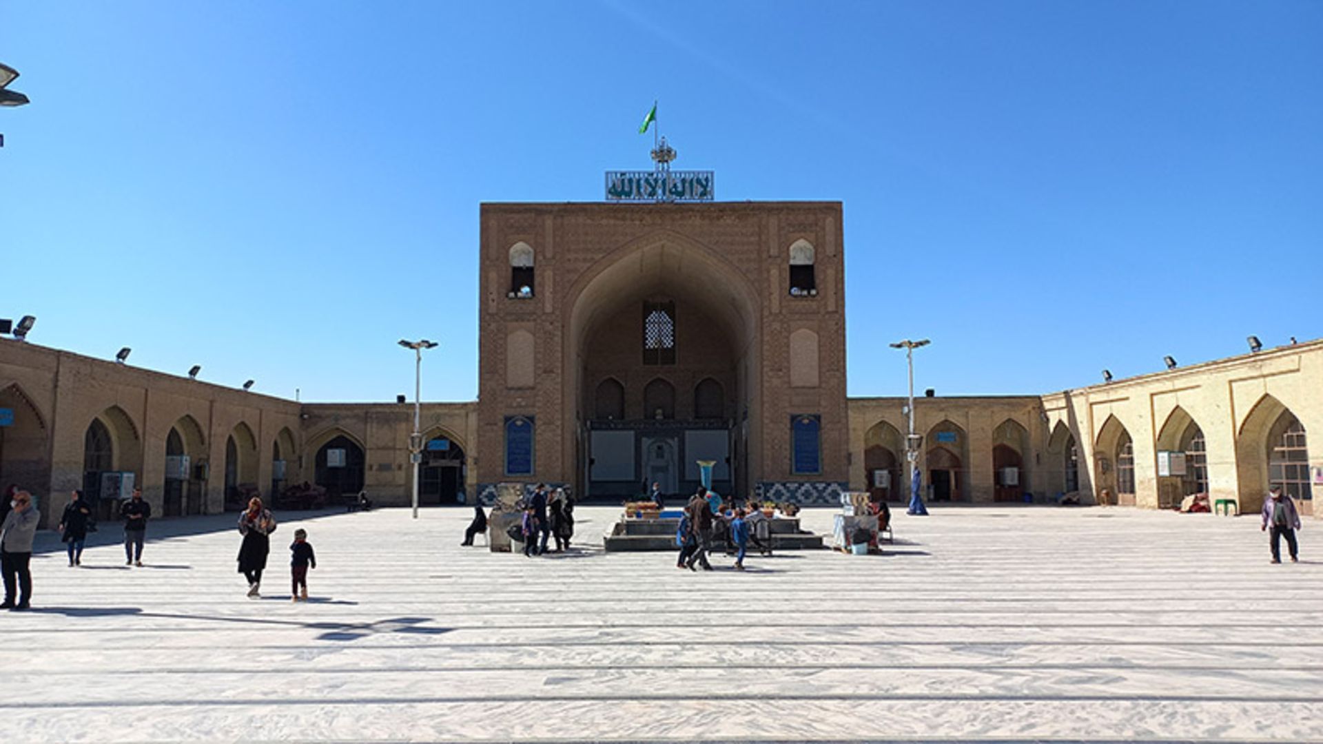 حیاط مسجد جامع نیشابور؛ منبع عکس: گوگل مپ؛ عکاس: .Amir N
