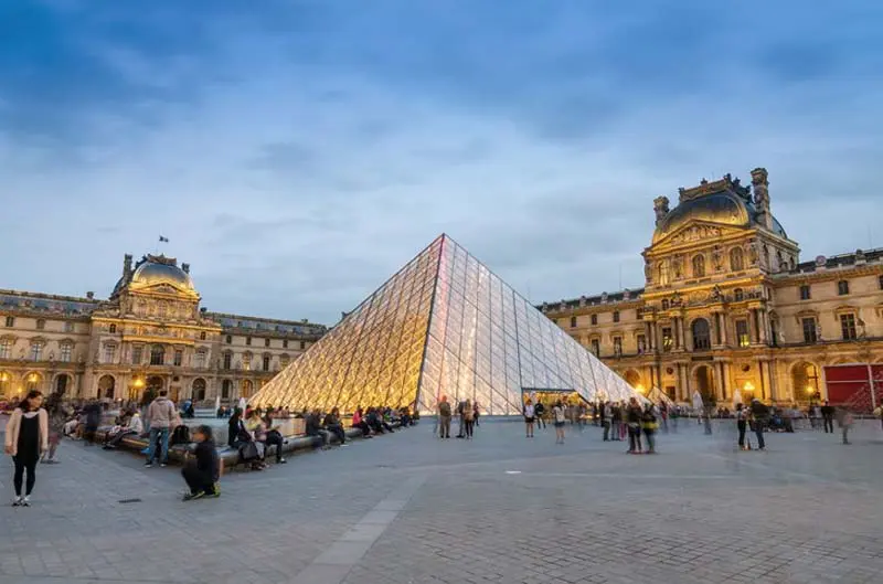 موزه لوور (Louvre Museum) پاریس