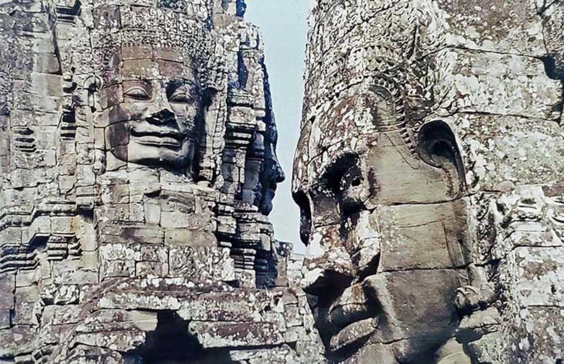 صورت های سنگی در انگکور وات (Angkor Wat) در شمال غربی کامبوج