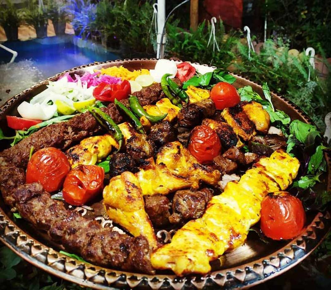 رستوران سنتی آریو برزن در خرم آباد