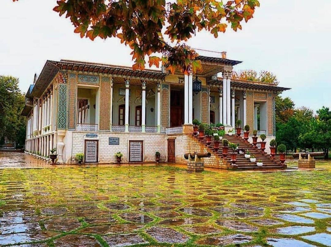 عمارت تاریخی باغ عفیف آباد شیراز 