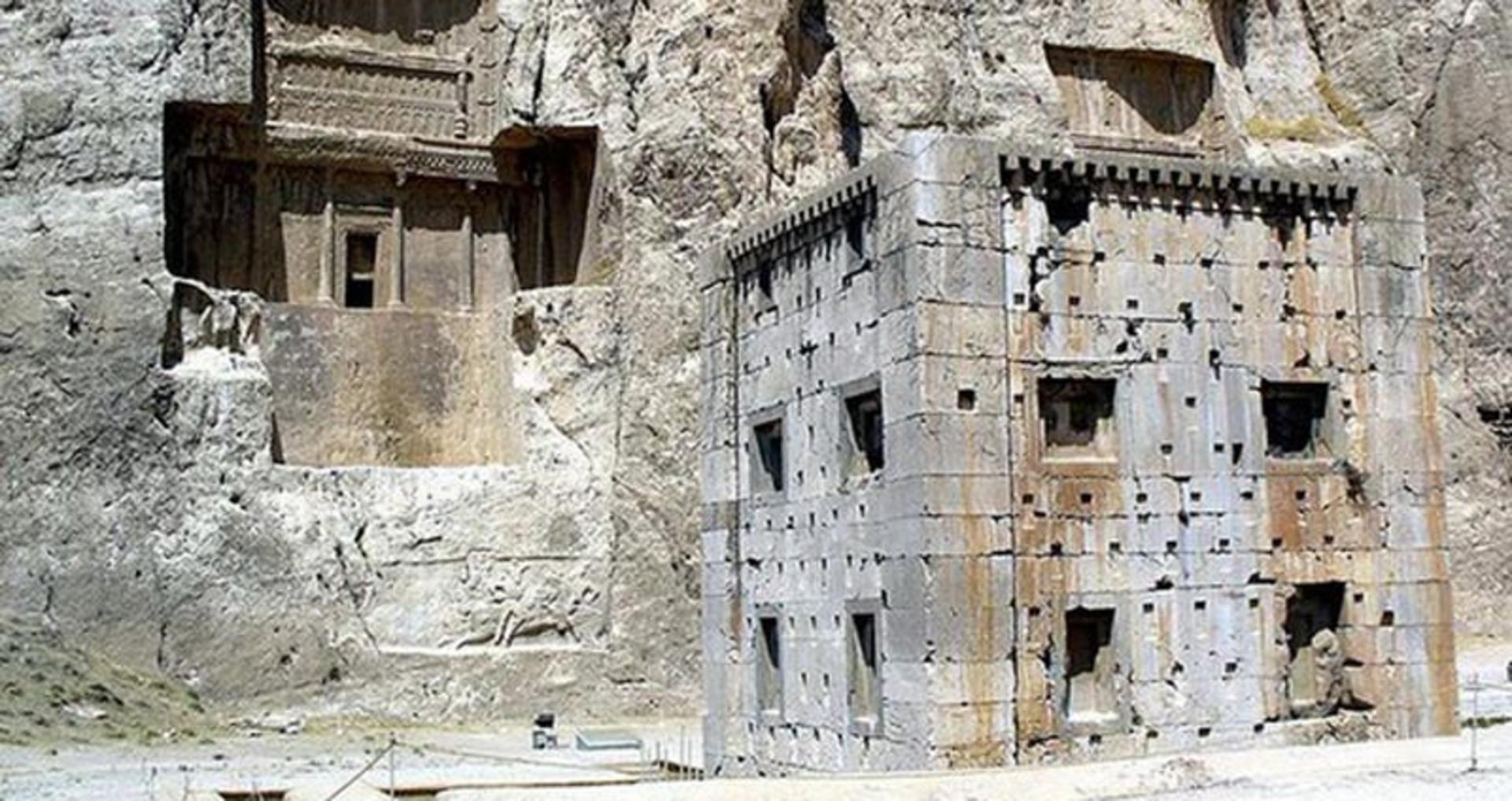کعبه زرتشت