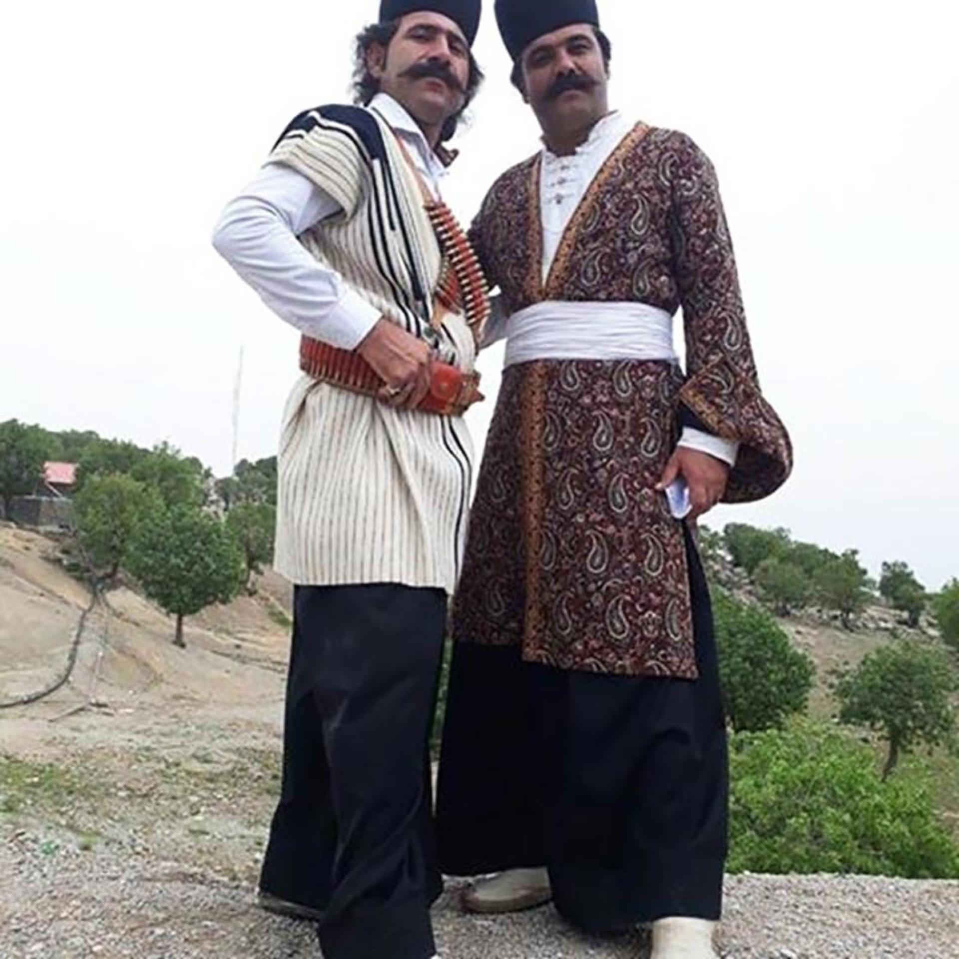 پوشش مردان لر 