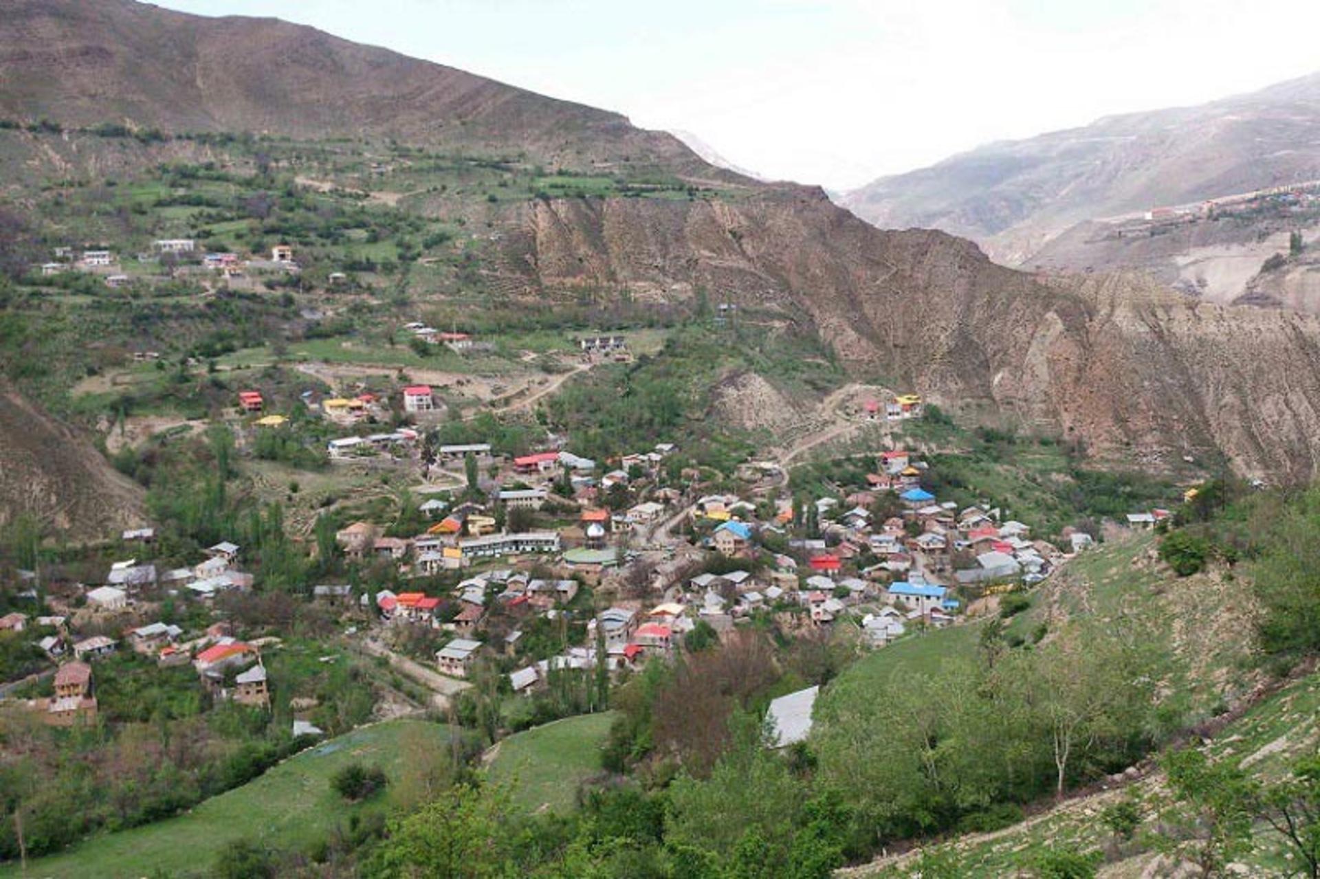 روستای نیاک لاریجان