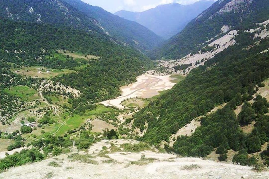 چشم انداز ییلاق خشکه دریا خلخال در نزدیکی ماسال