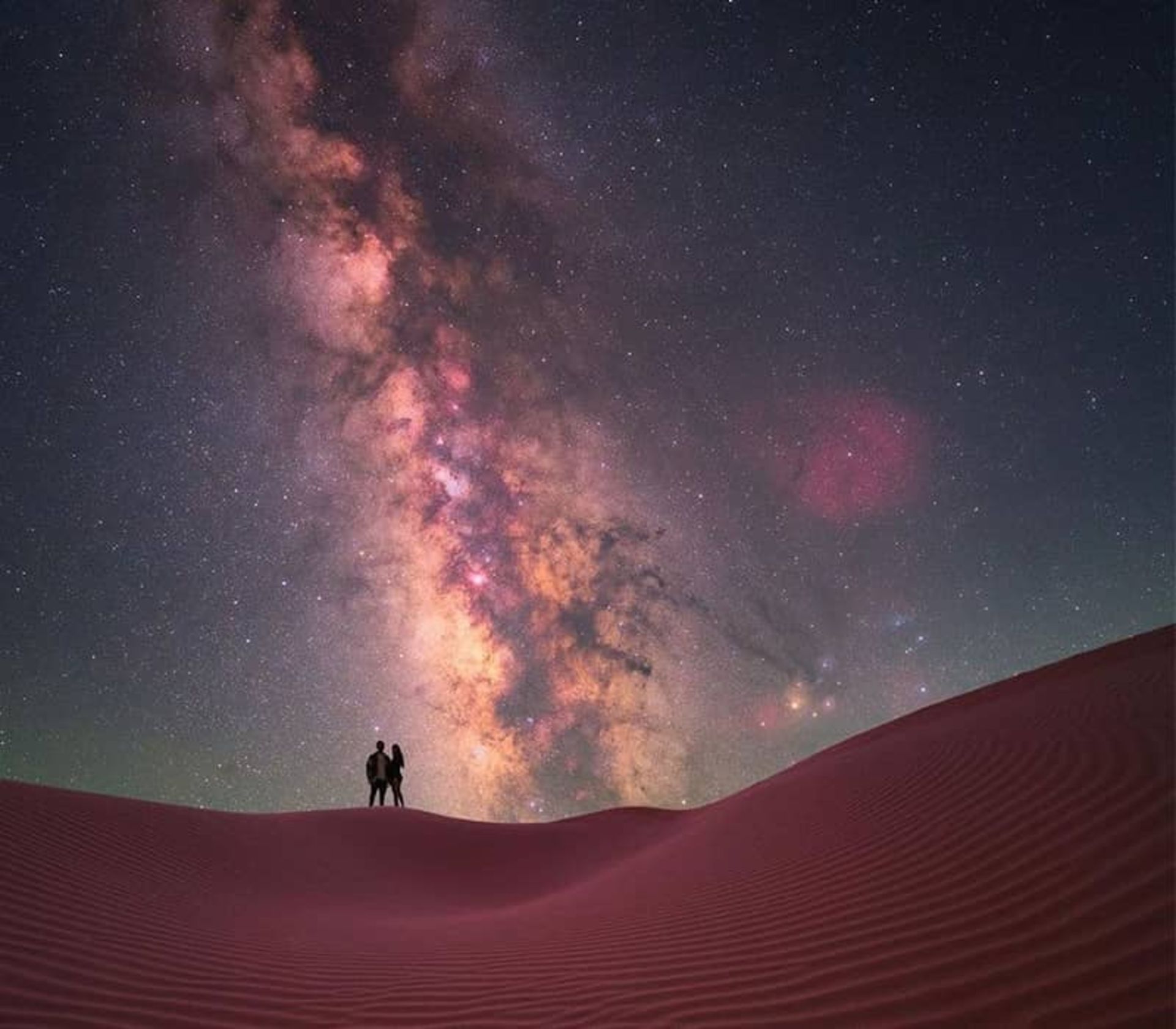 یک زوج در شب کویر
