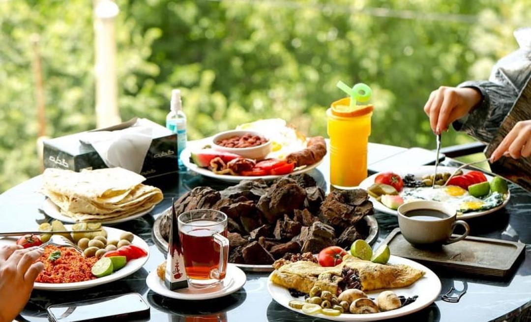 غذاهای رستوران کانکریت