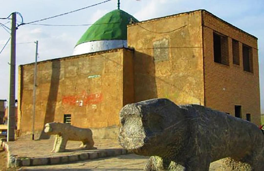 آرامگاه کاوه آهنگر در روستای مشهد کاوه 