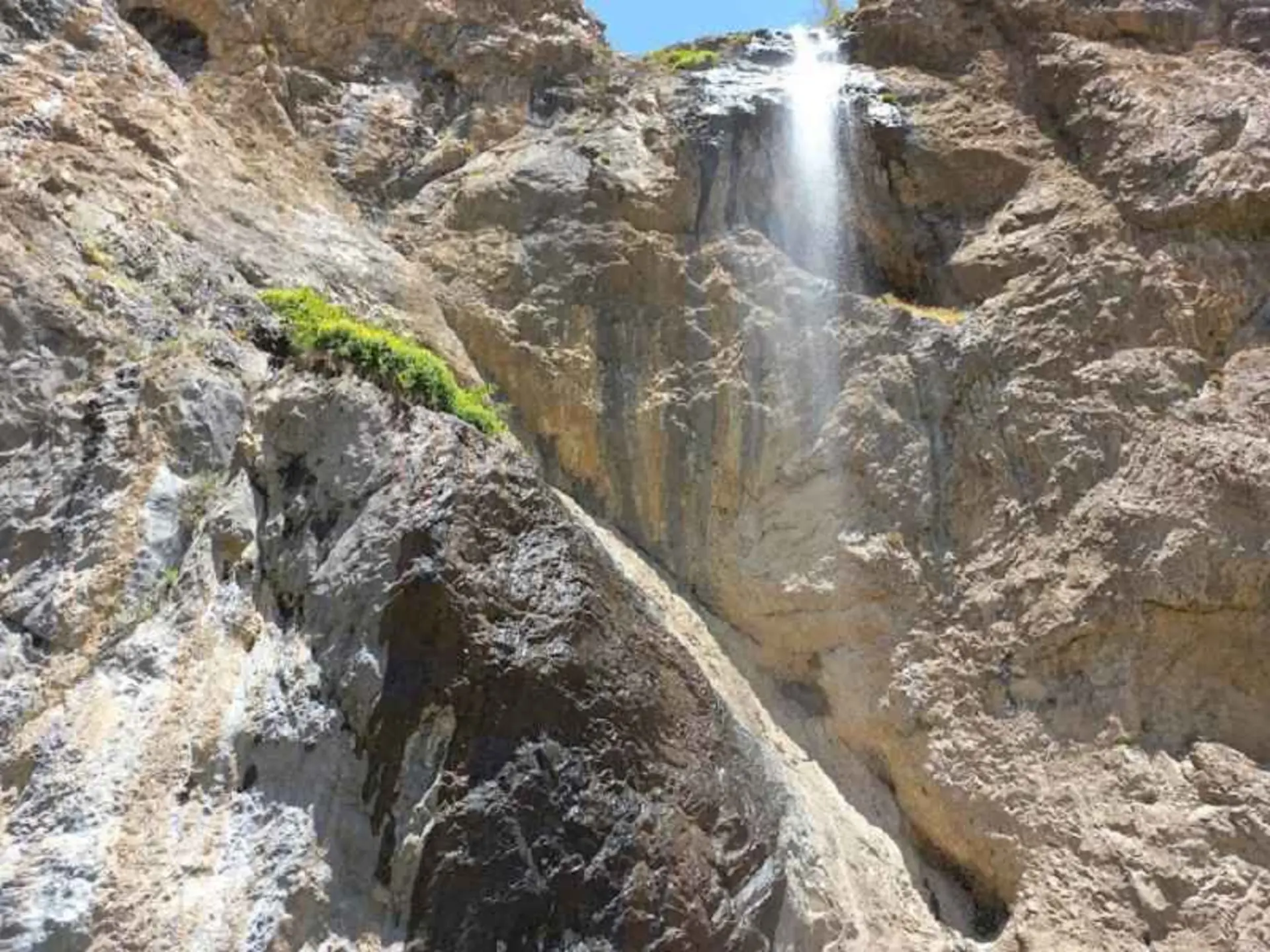 آبشار سنگان
