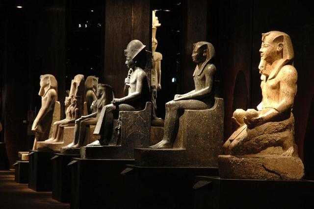 مجسمه‌های مصری در موزه مصرشناسی تورین