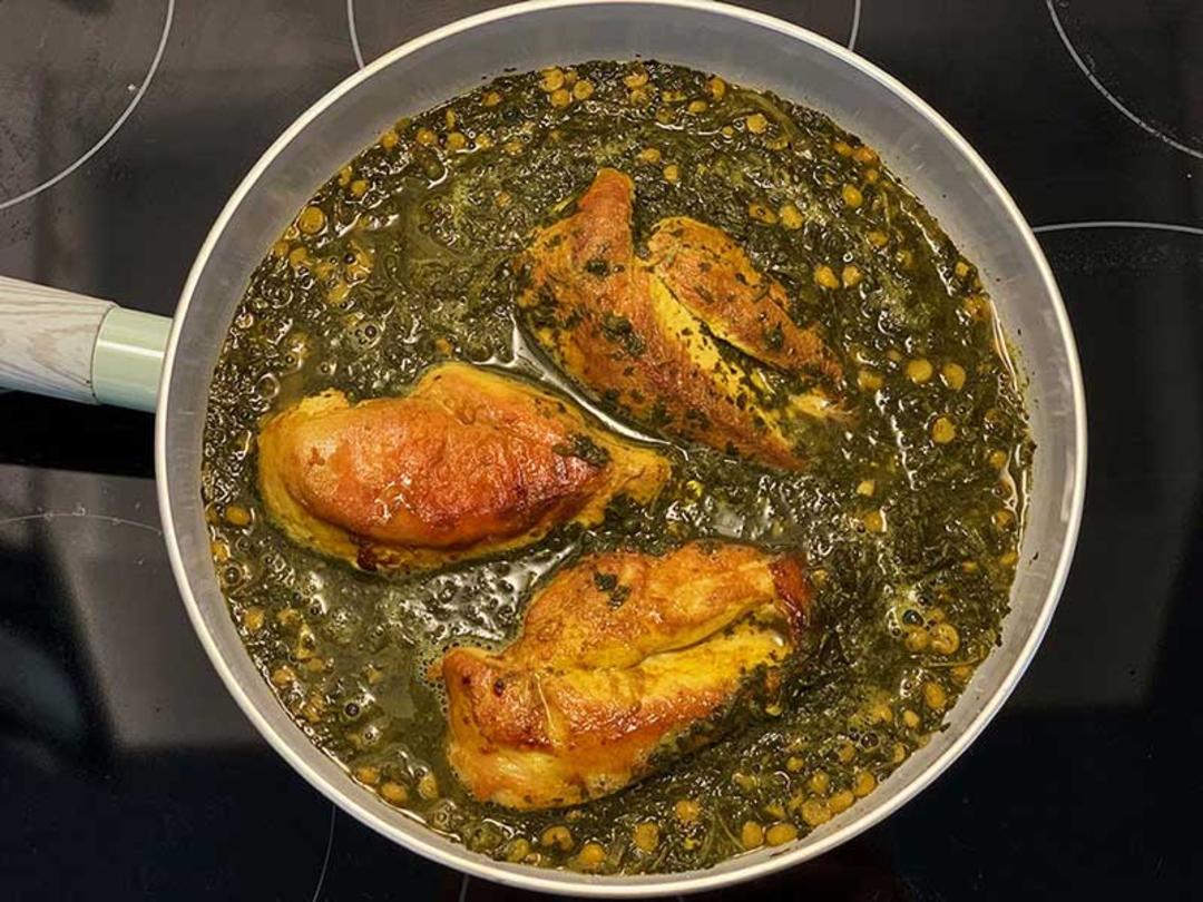 مرغ ترش گیلانی 