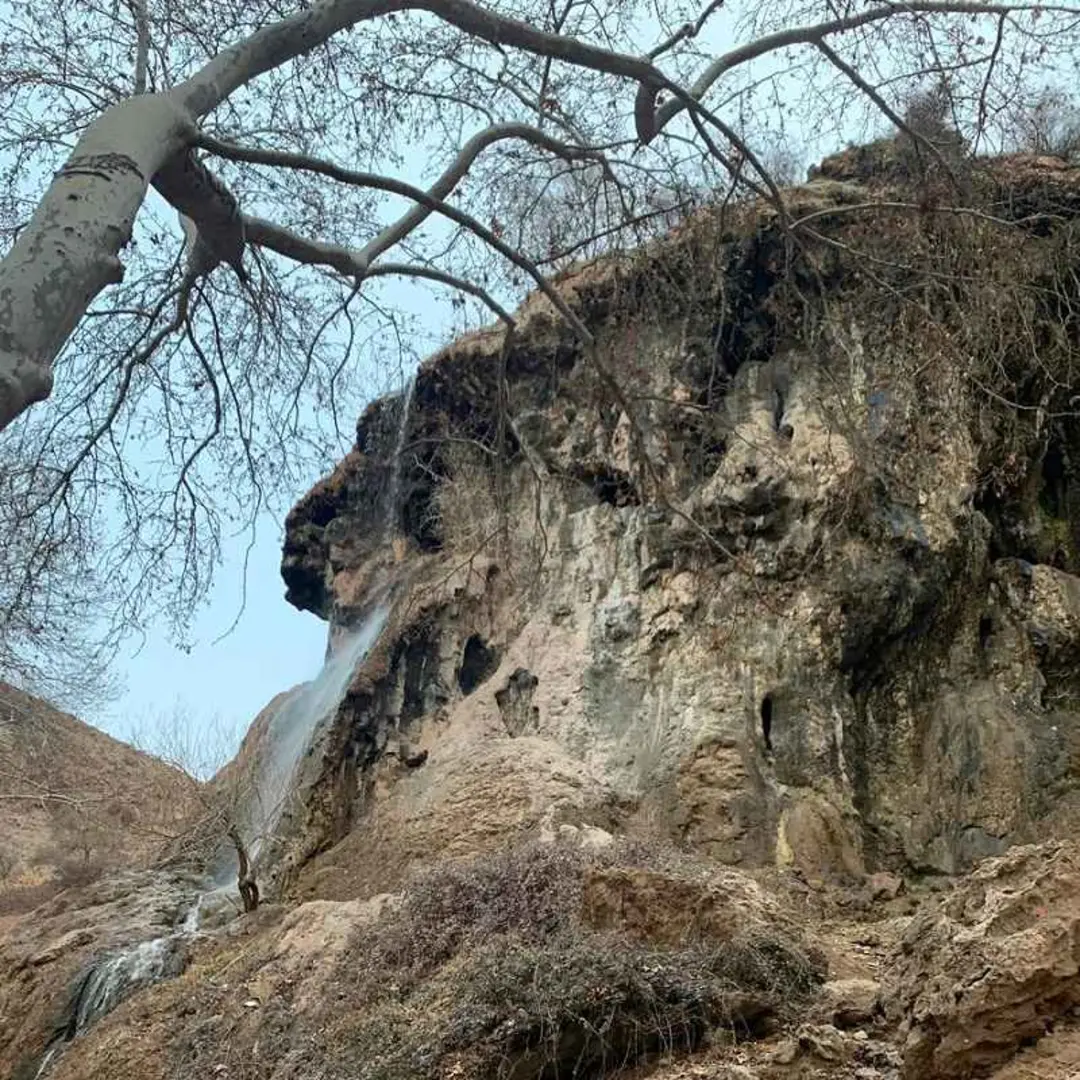 آبشار کمرد
