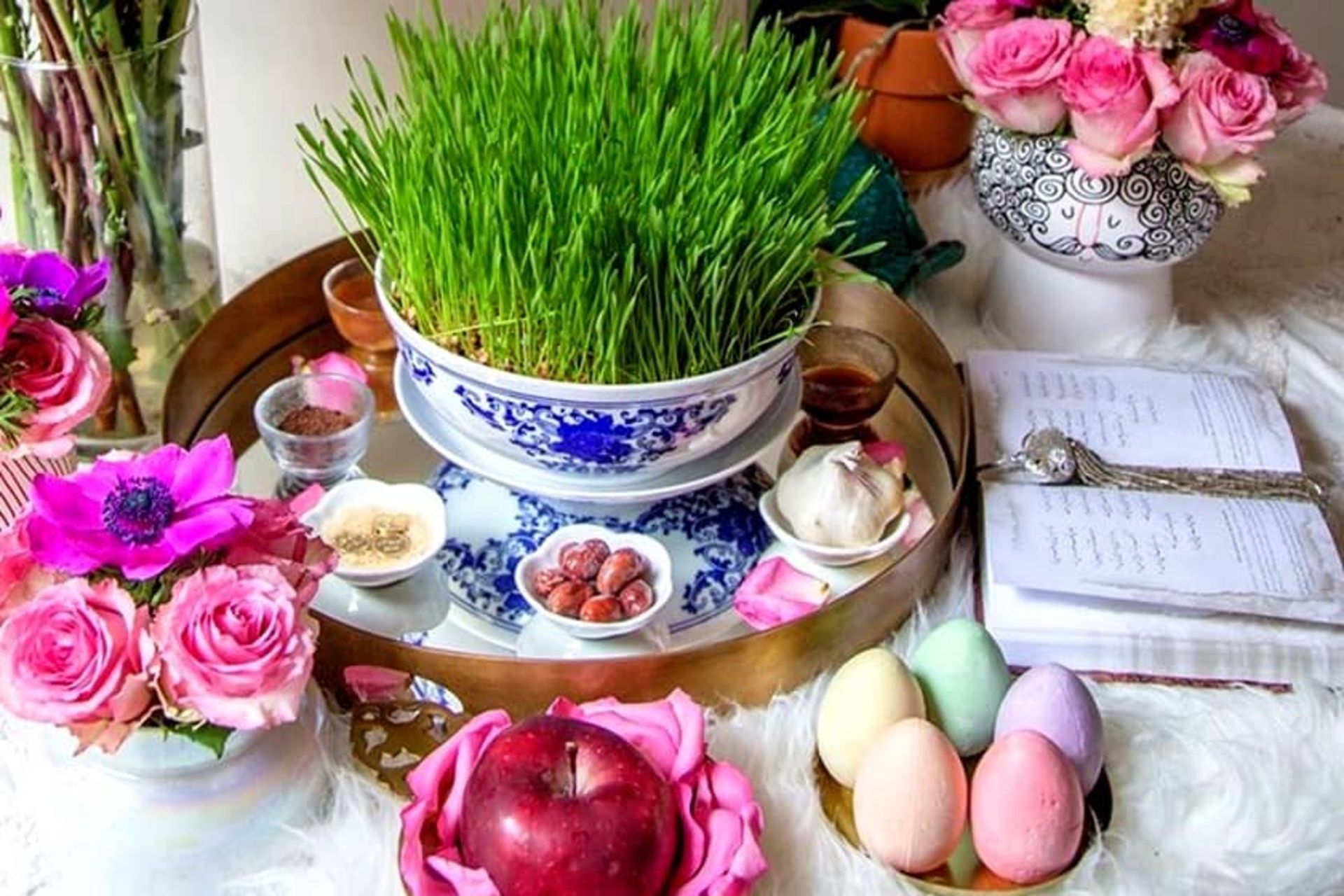 سفره هفت سین با تم صورتی