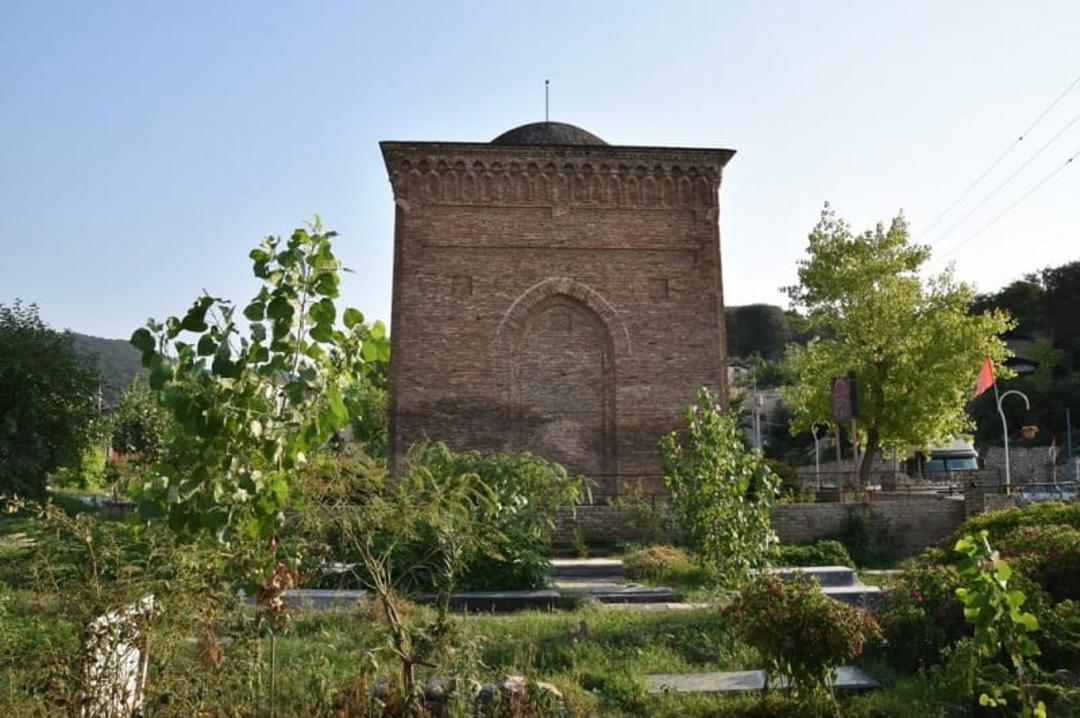 ضلع شمالی آتشکده کوسان