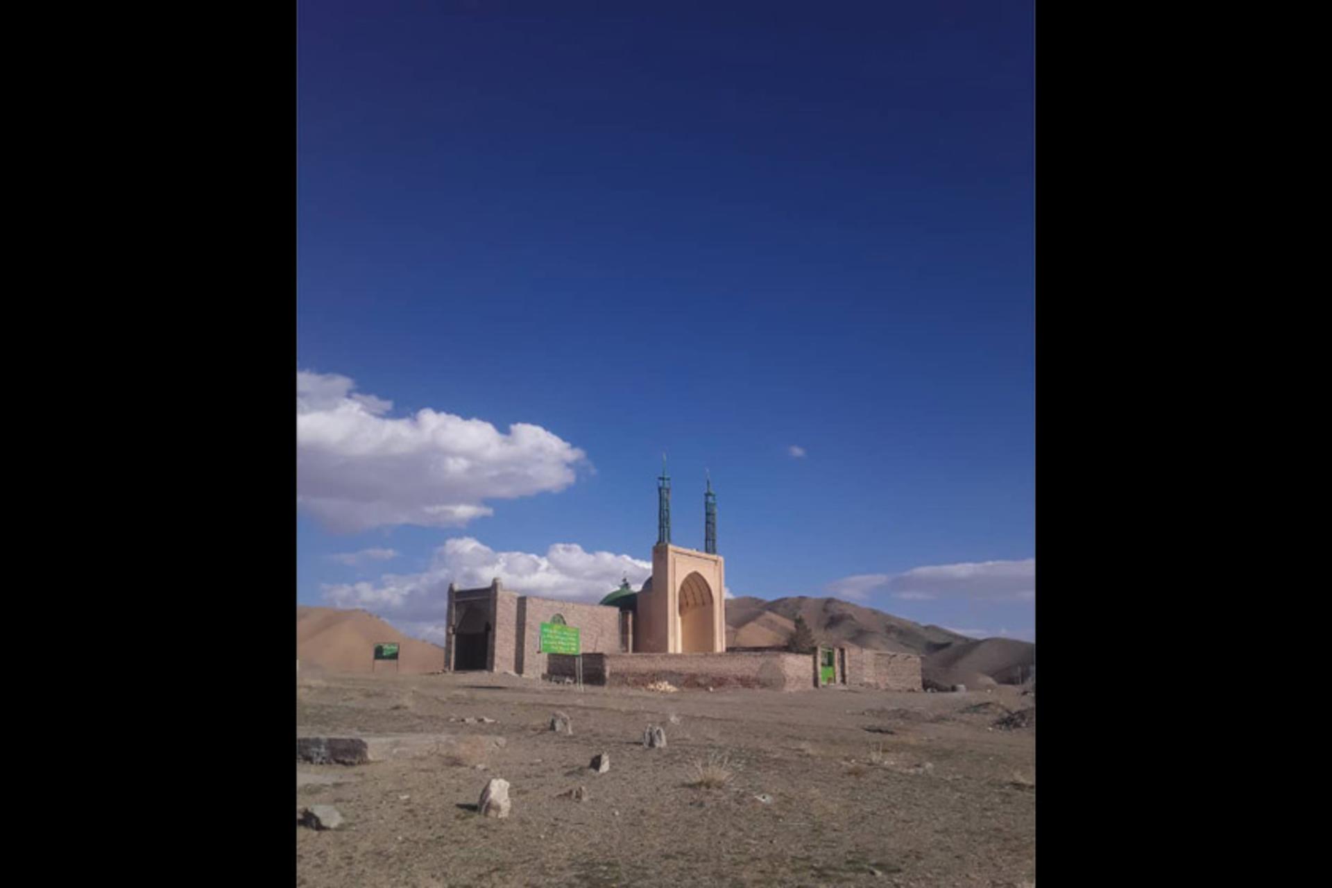 امامزادگان روستای نیگ