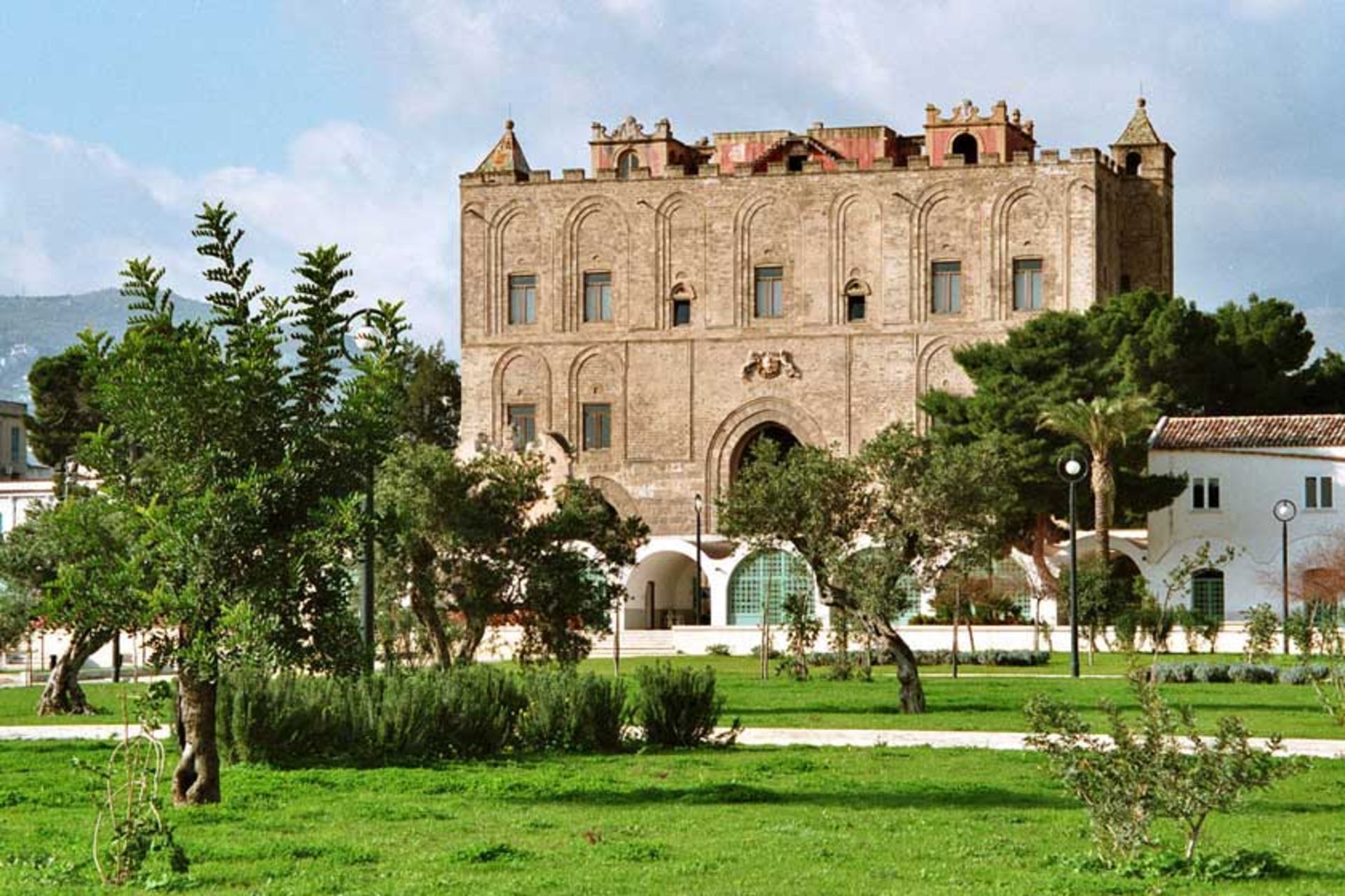 کاخ زیسا