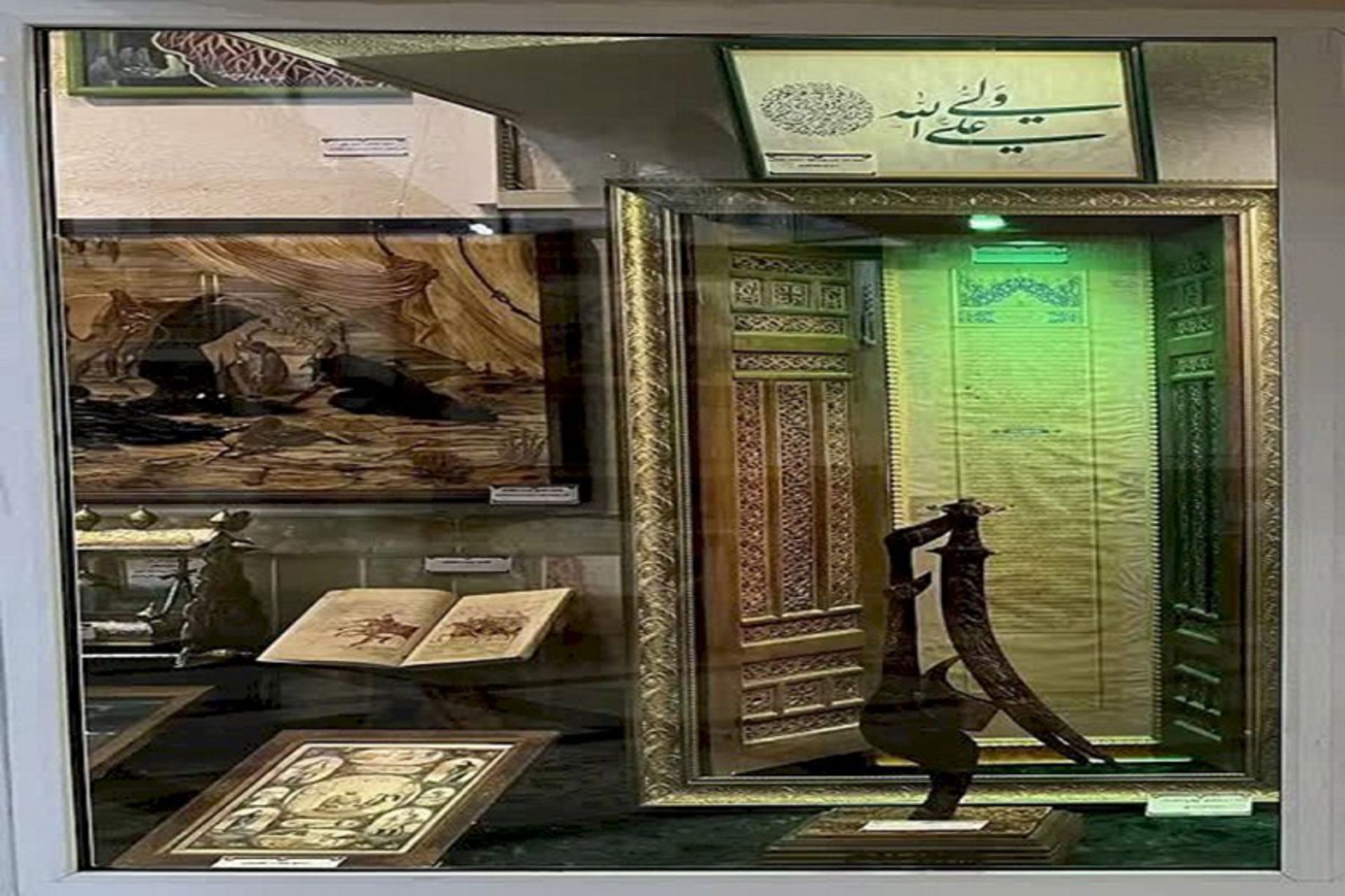 تندیس علی(ع)