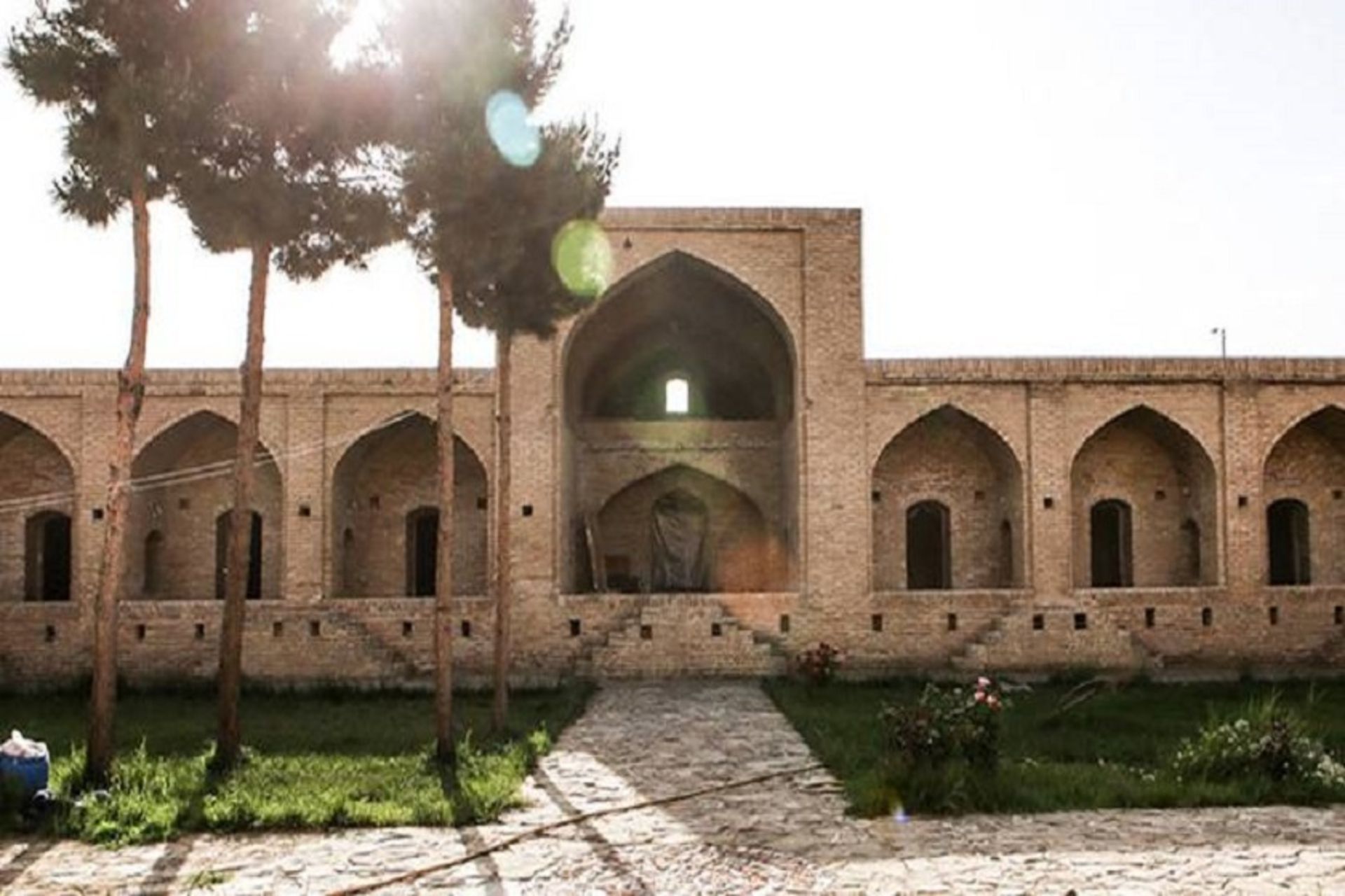 کاروانسرای شاه عباسی سمنان