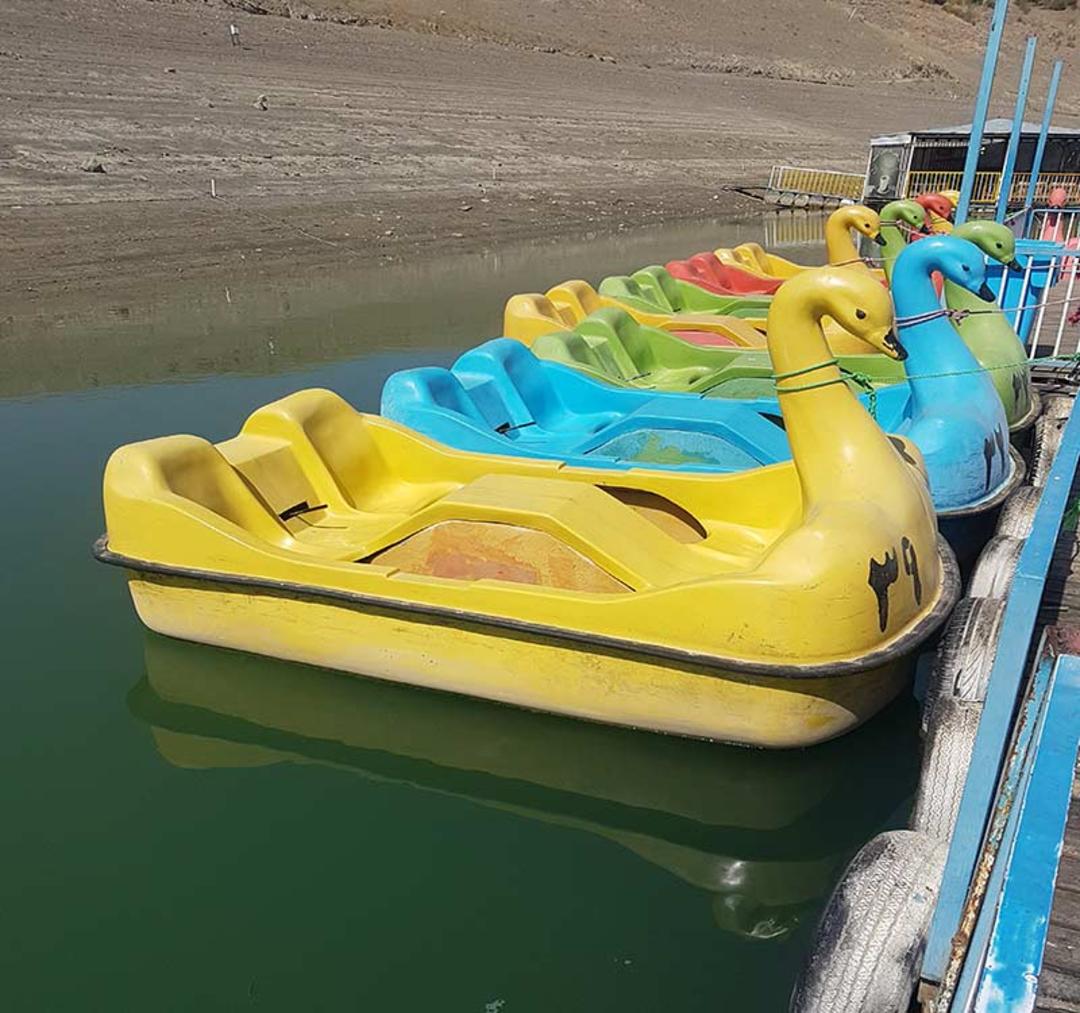 تفریحات آبی دهکده چادگان 