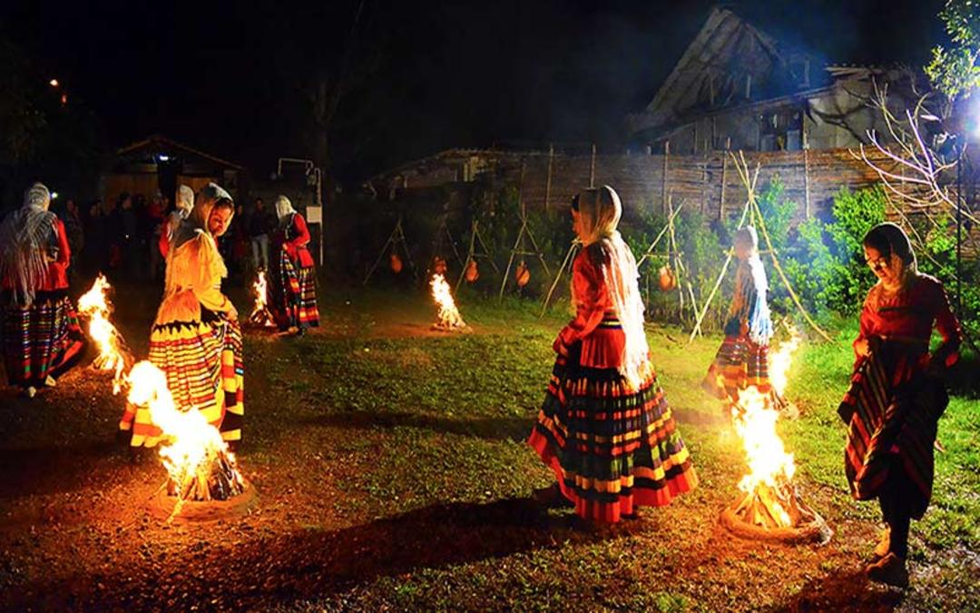 چهارشنبه سوری در میان زنان گیلان 